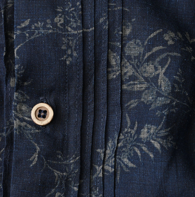 45R Indigo Linen Campanula Tucked Collar Blouse - Image 17