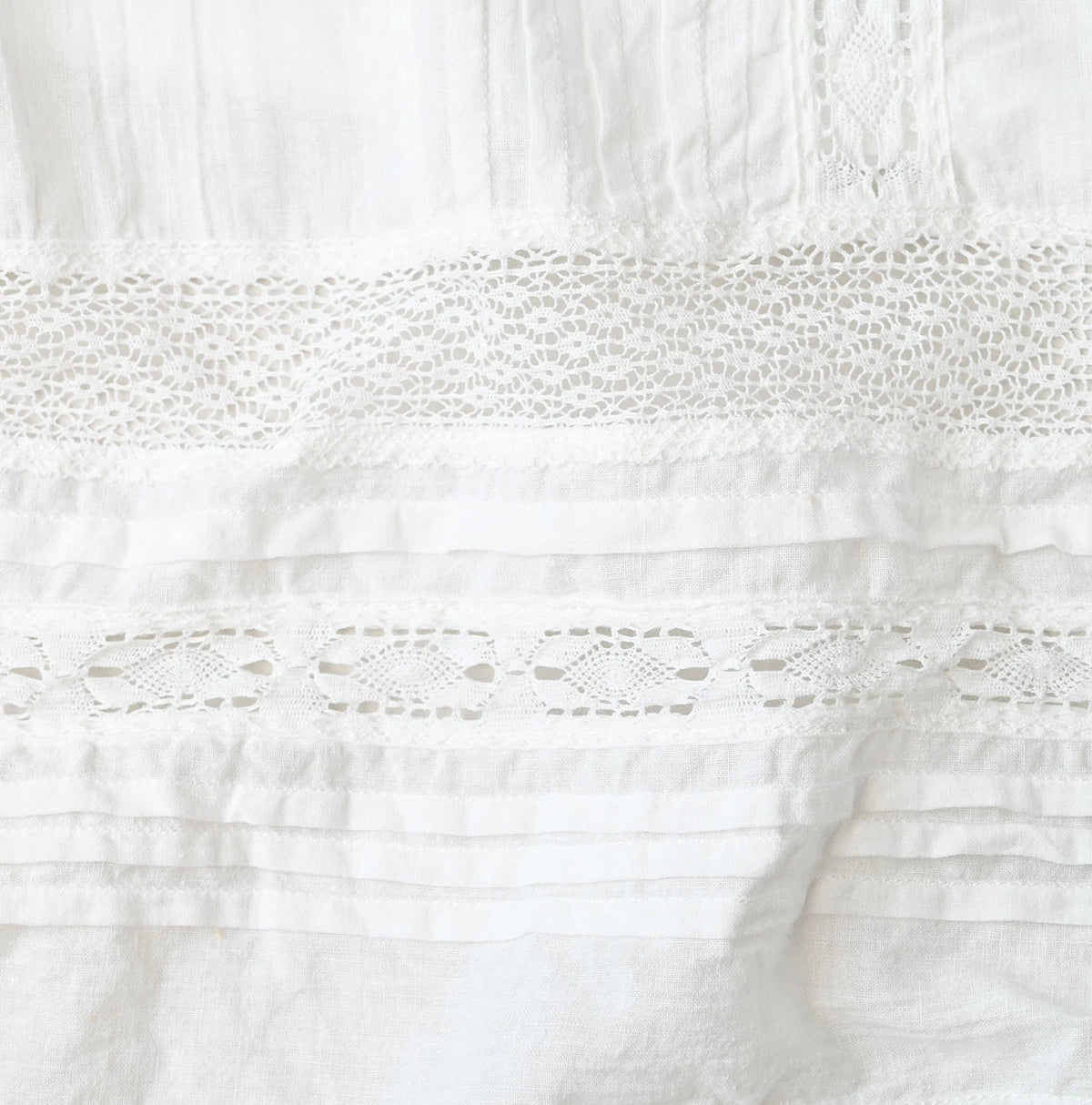 45R Khadi Pintuck Lace Multi Camisole