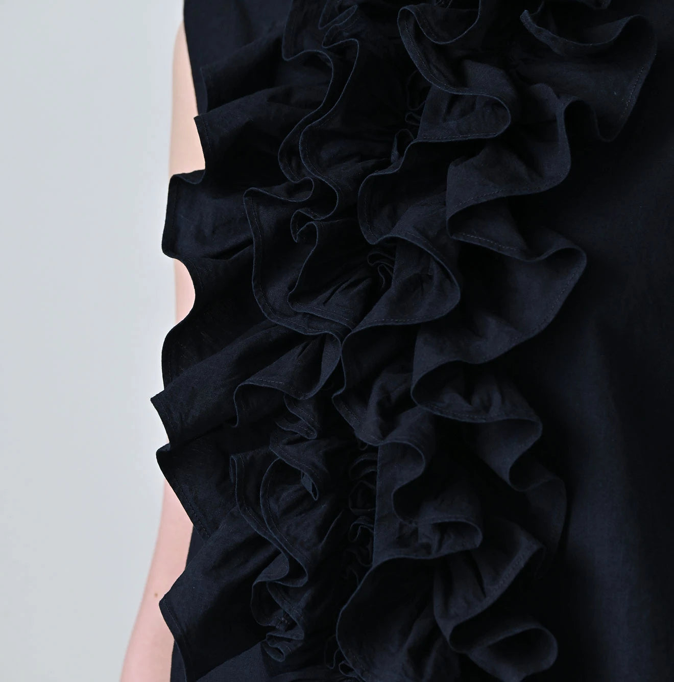 45R Indigo Batiste Frill Camisole - Image 7