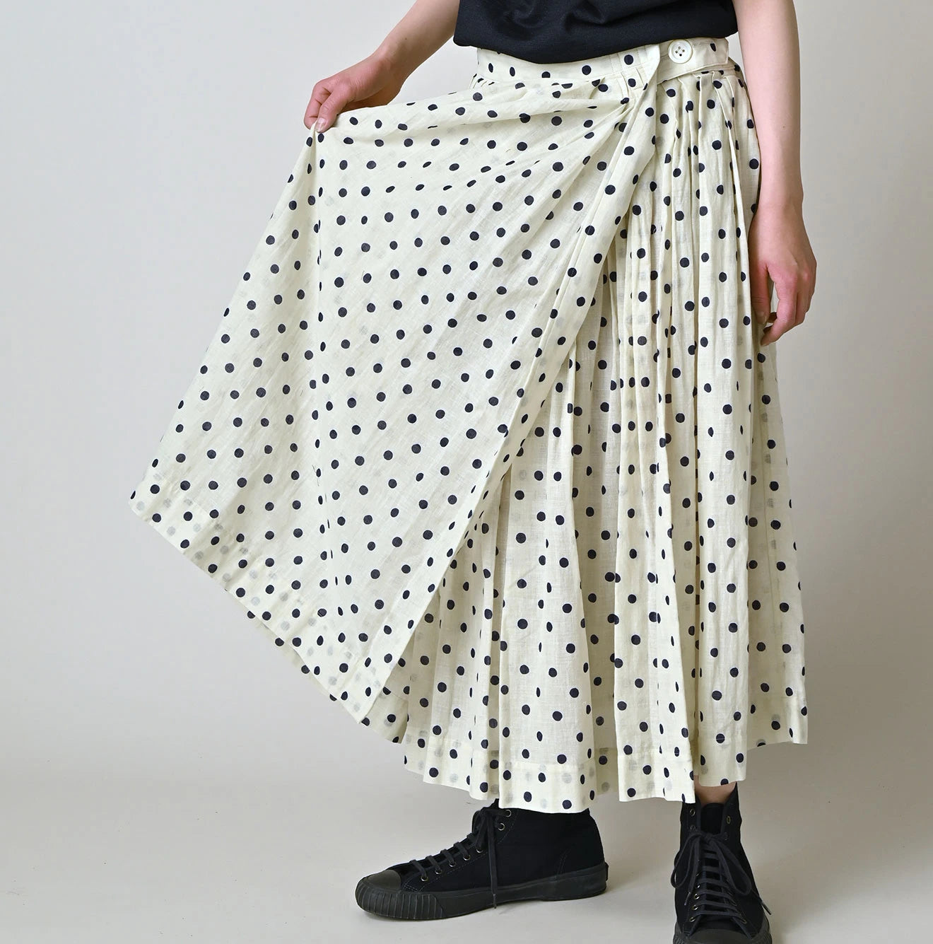 45R Gauze Polka Dot Wrap Skirt - Image 8