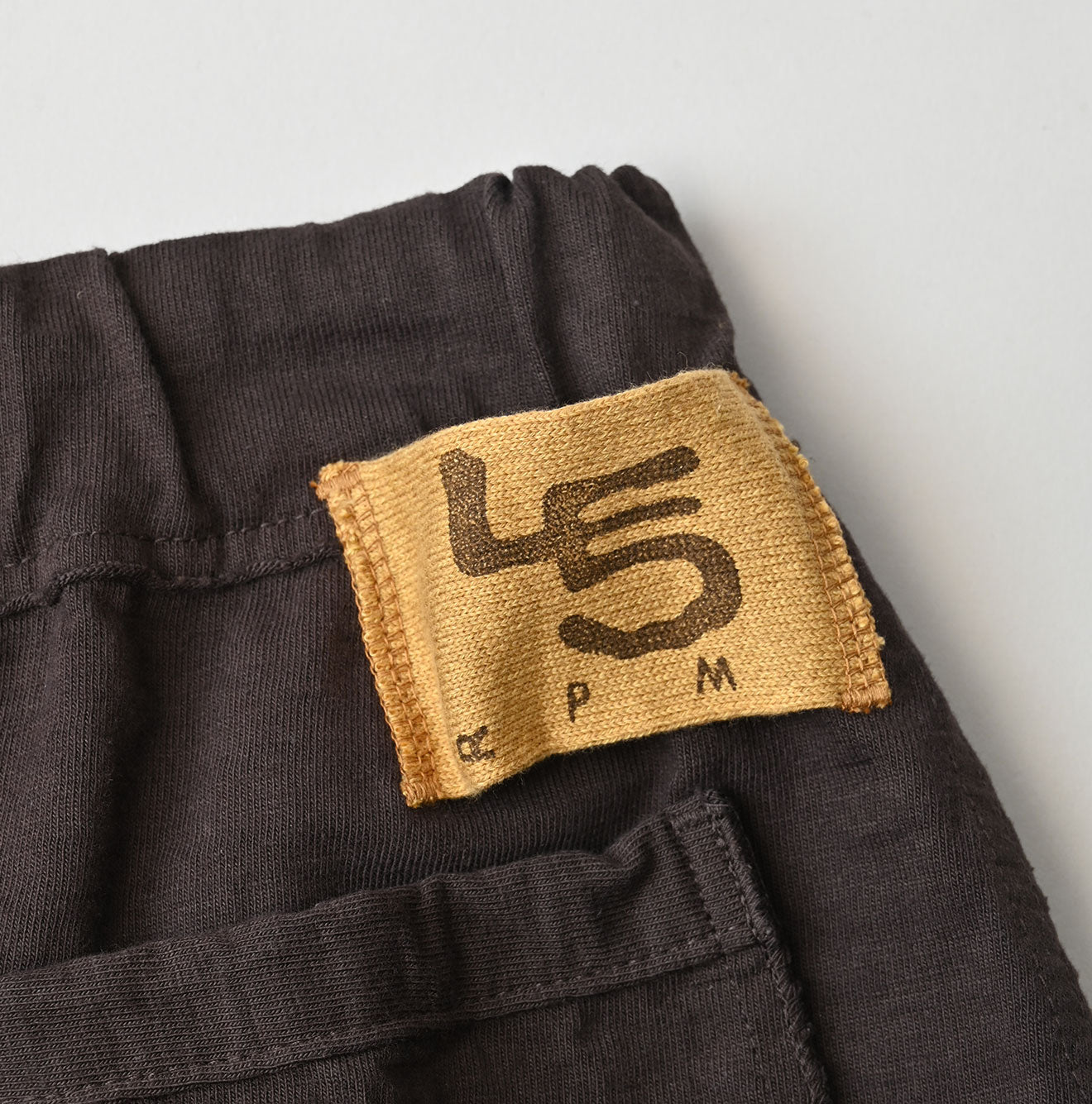 Dekoboko Tenjiku Skirt