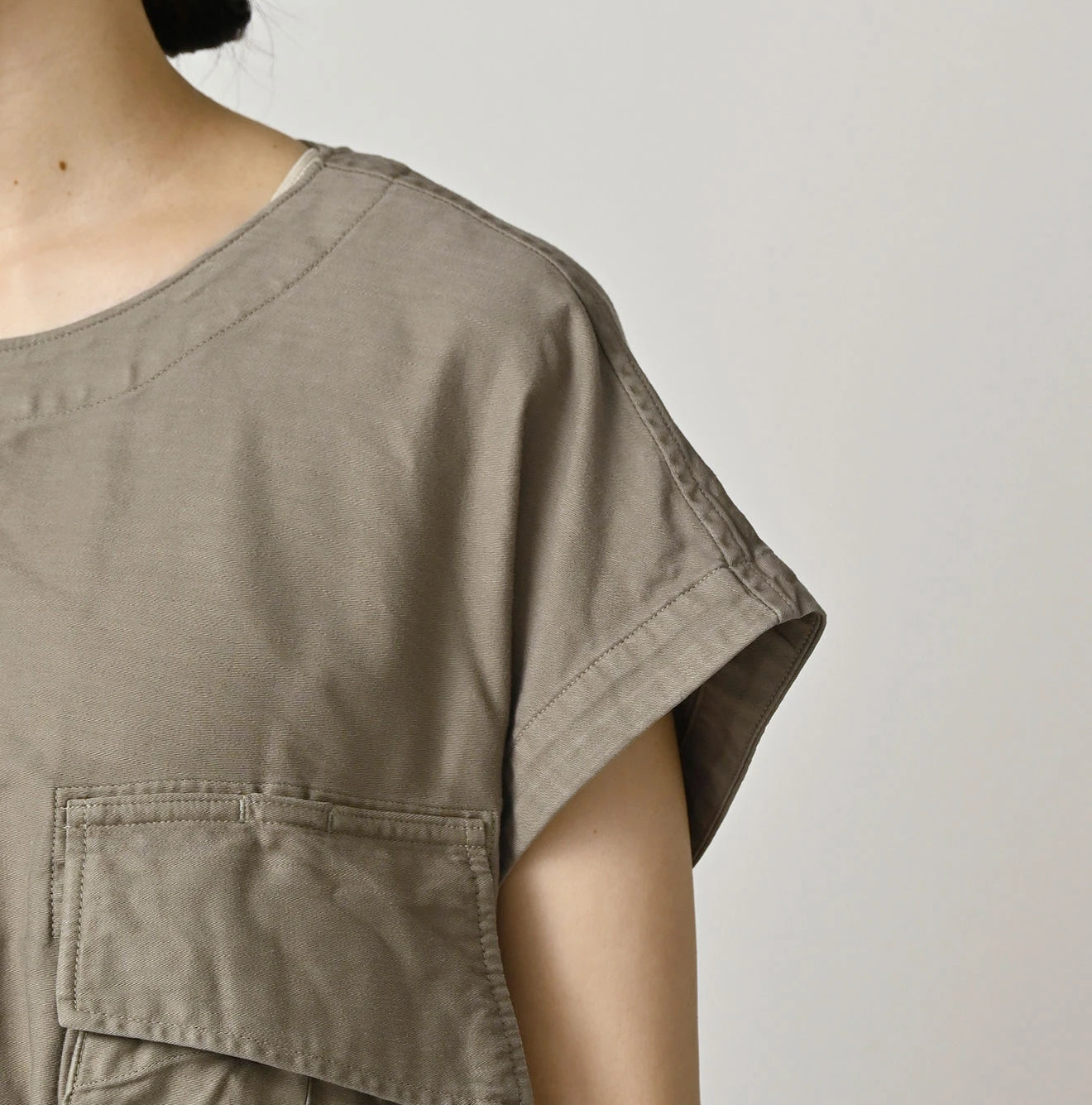 45R Yoko Sateen Dress - Image 8