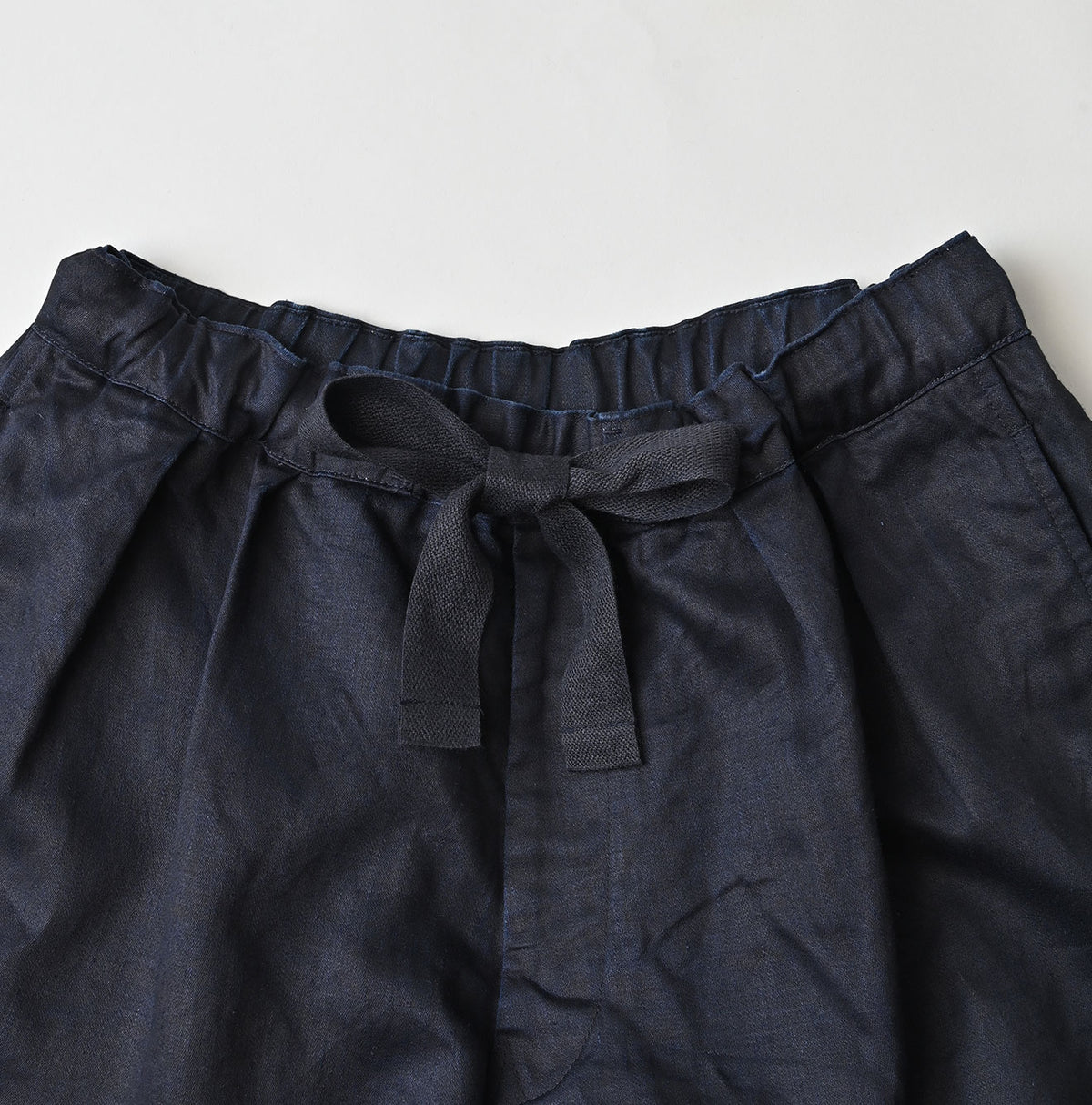 Indigo Linen Sateen Easy Short Pants