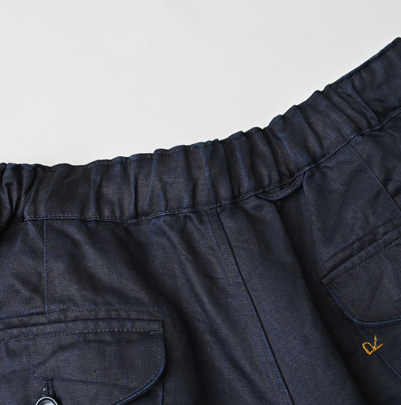 Indigo Linen Sateen Easy Short Pants - Image 15