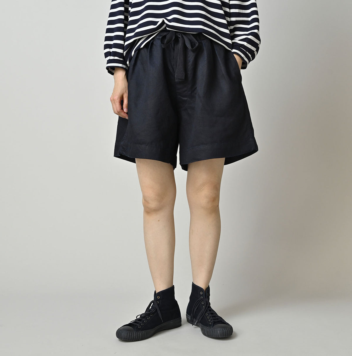 Indigo Linen Sateen Easy Short Pants
