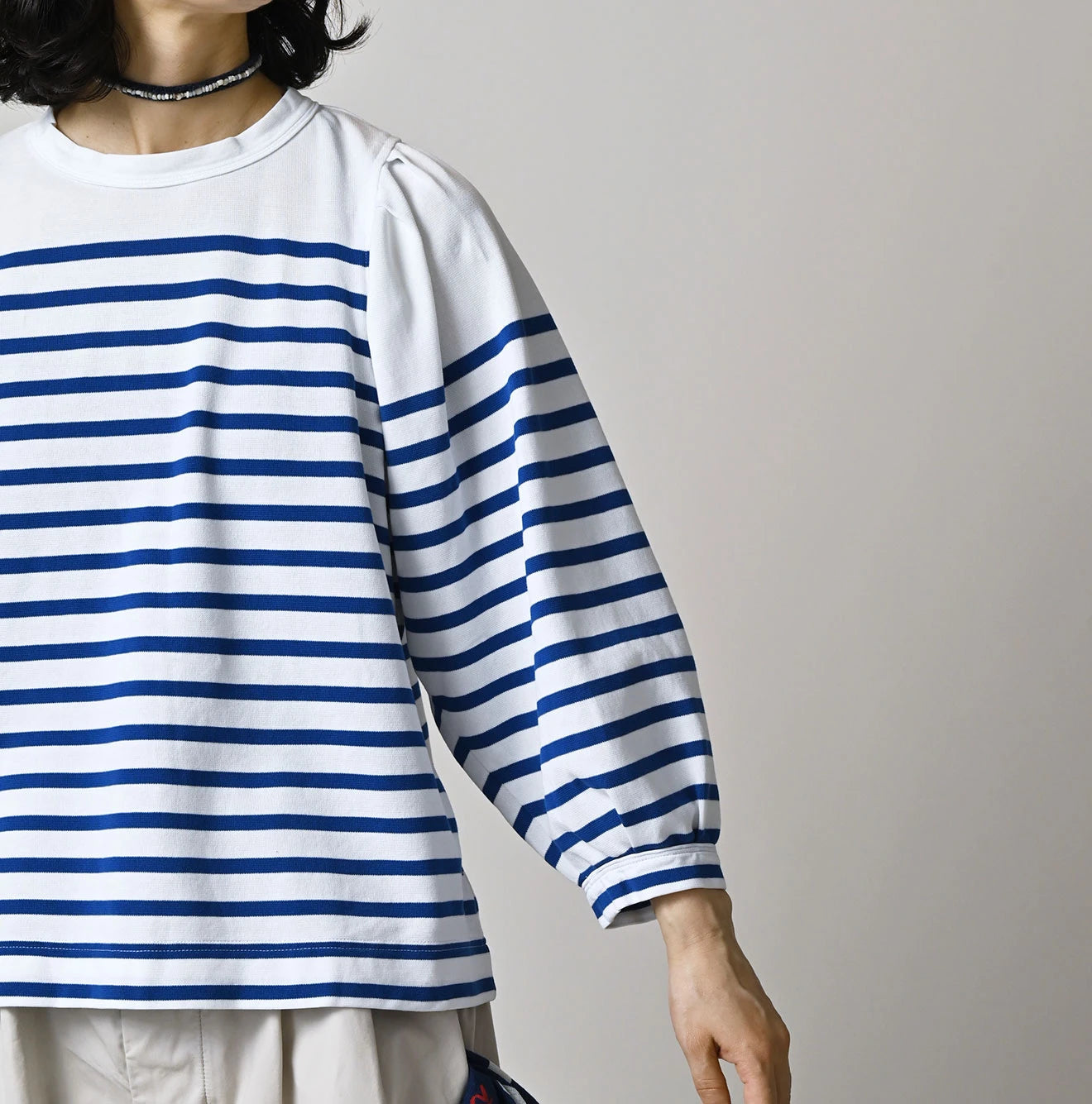 45R Basque Tuck Blouse - Image 8