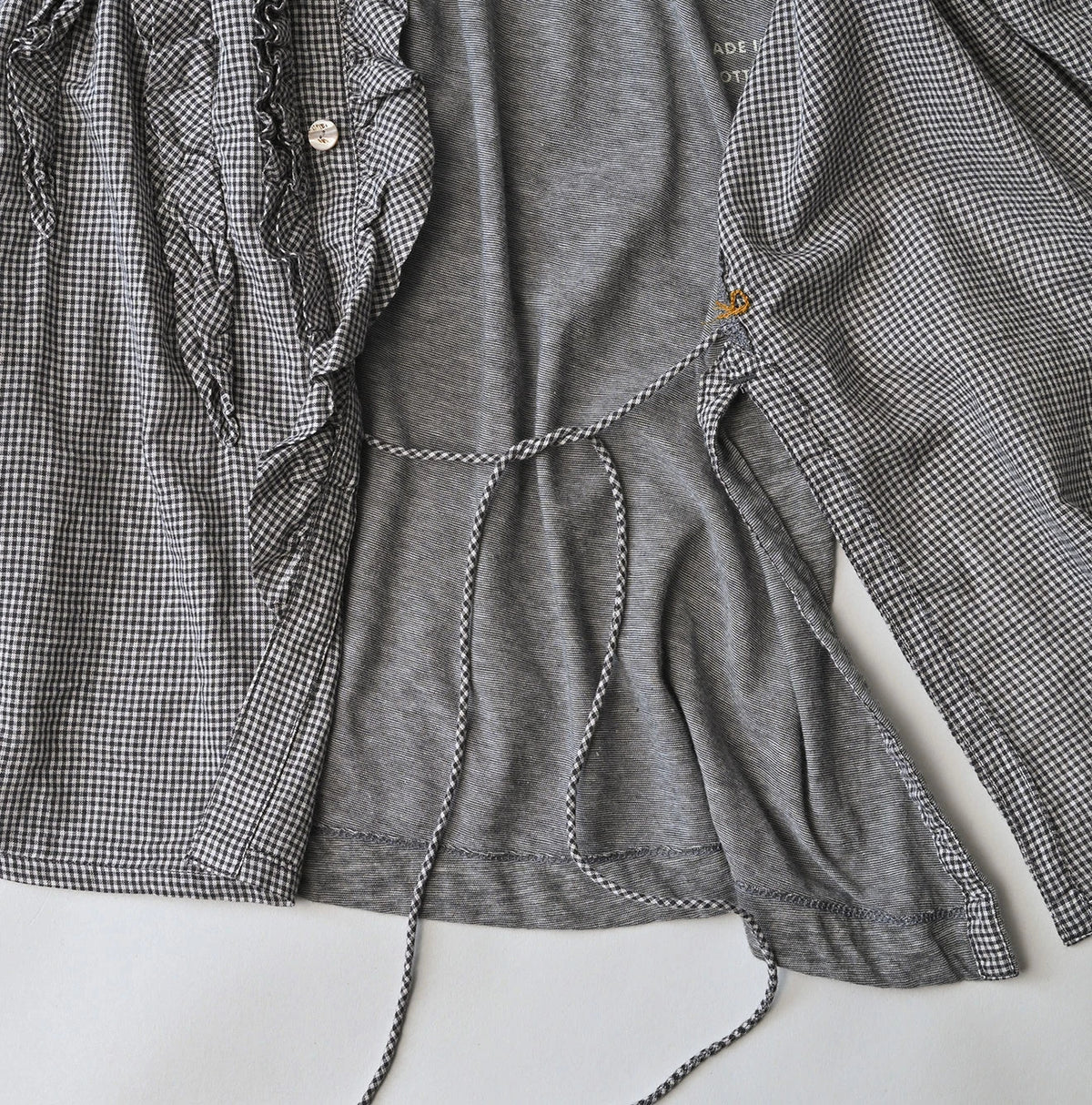 45R Plain Weave x Jersey Frilled Cache-Coeur