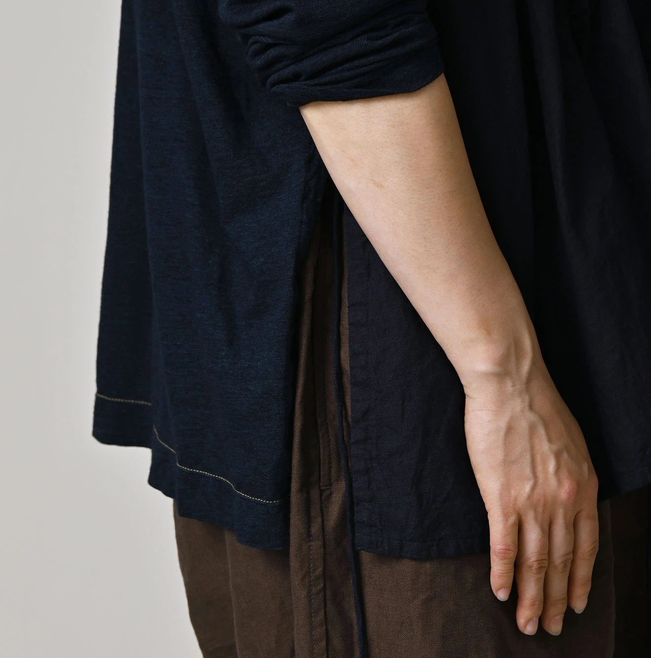 45R Indigo Plain Weave x Jersey Frilled Cache-Coeur - Image 10