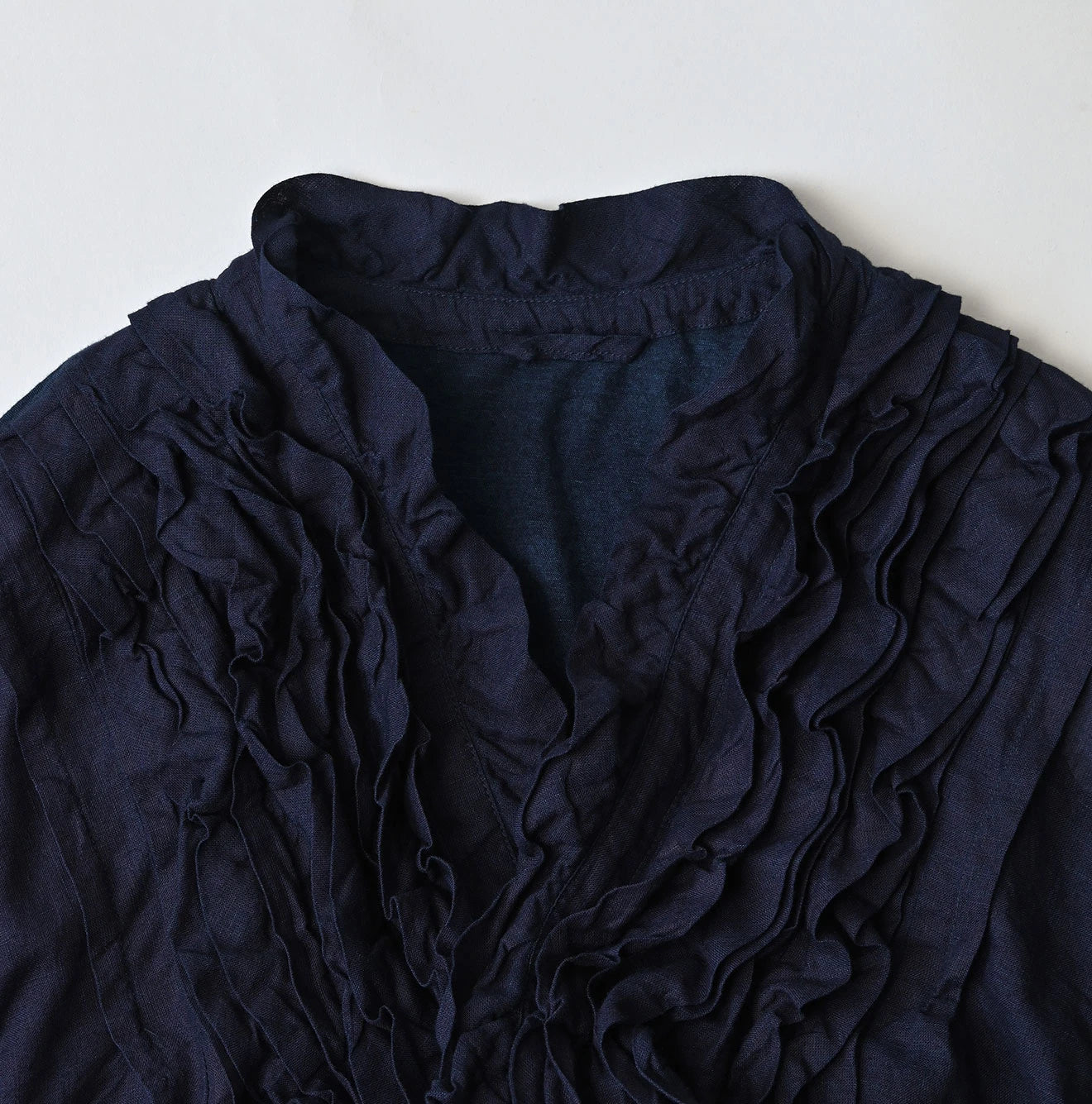 45R Indigo Plain Weave x Jersey Frilled Cache-Coeur - Image 15