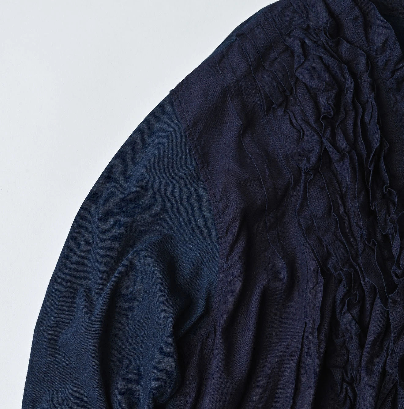 45R Indigo Plain Weave x Jersey Frilled Cache-Coeur - Image 18