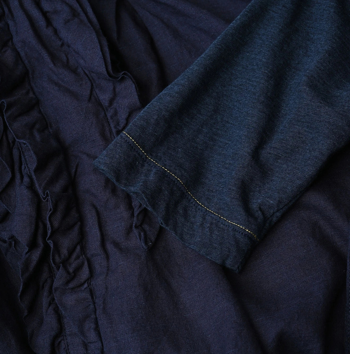 45R Indigo Plain Weave x Jersey Frilled Cache-Coeur