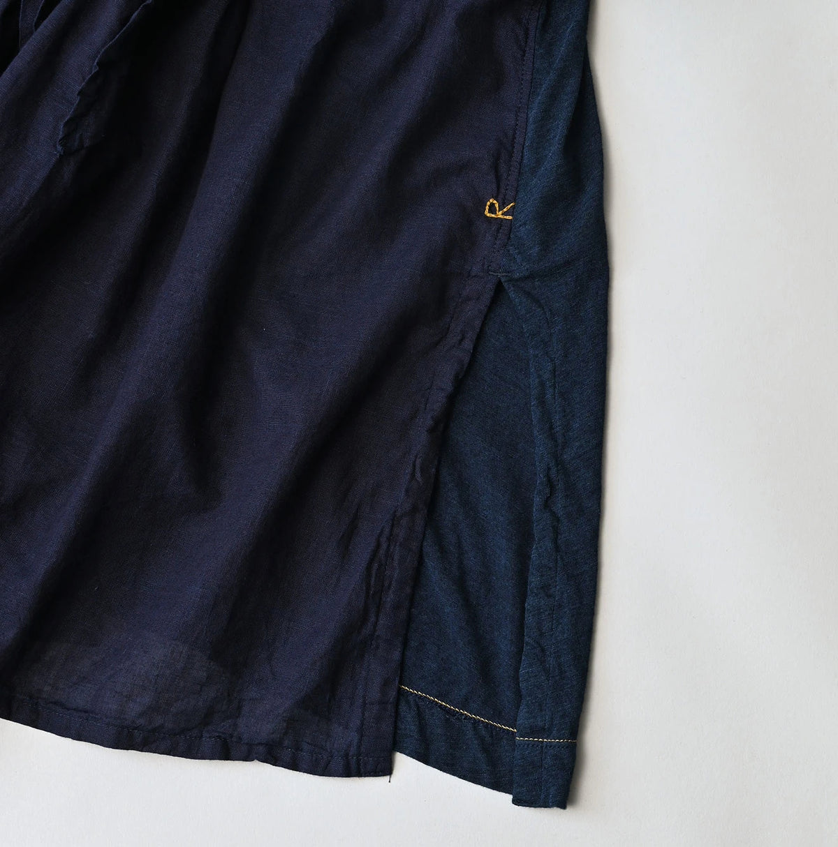 45R Indigo Plain Weave x Jersey Frilled Cache-Coeur