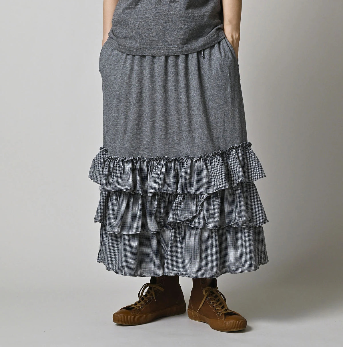 45R Plain Weave x Jersey Frilled Skirt