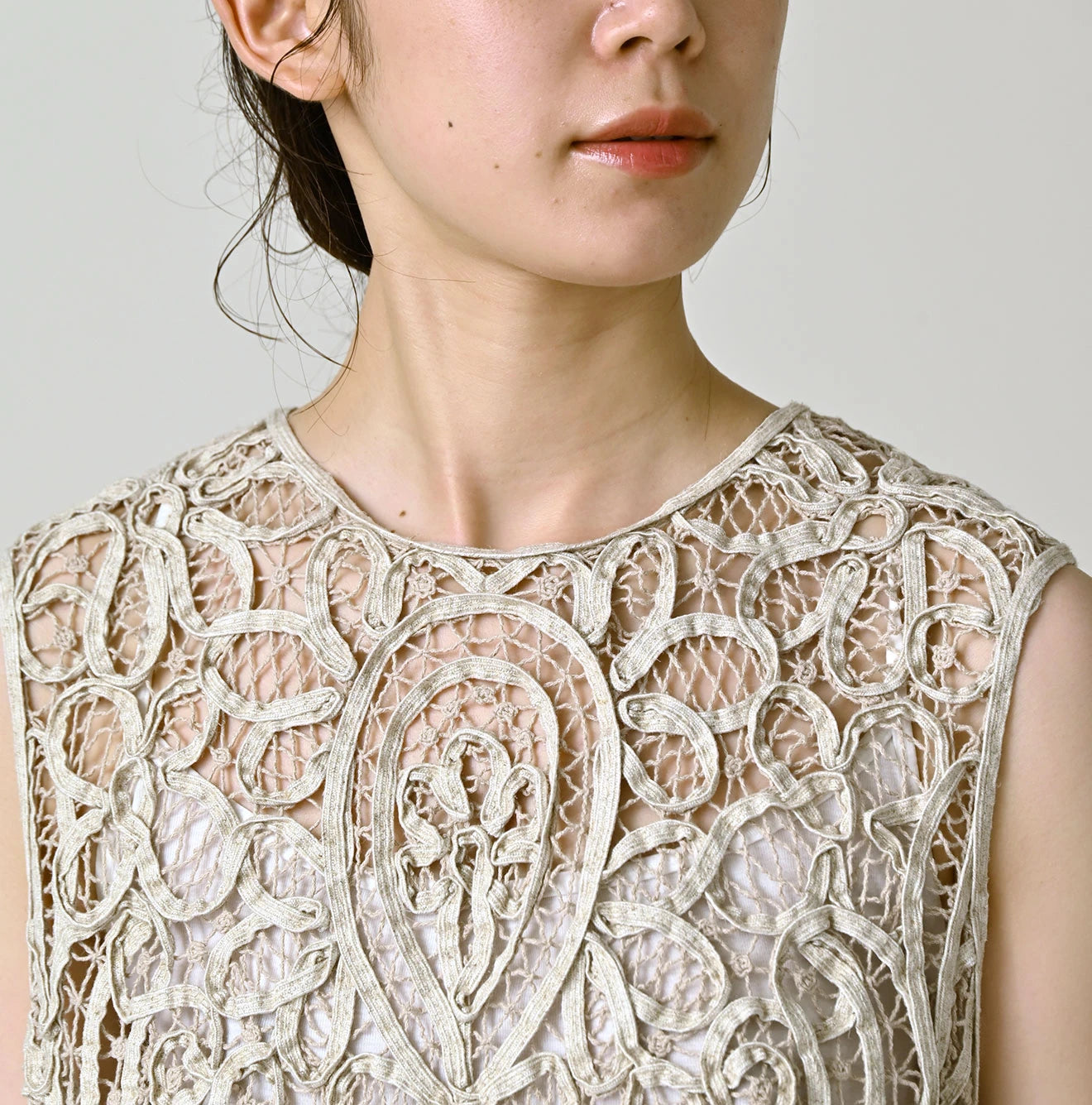 45R Linen Ribbon Batten Lace Camisole - Image 6
