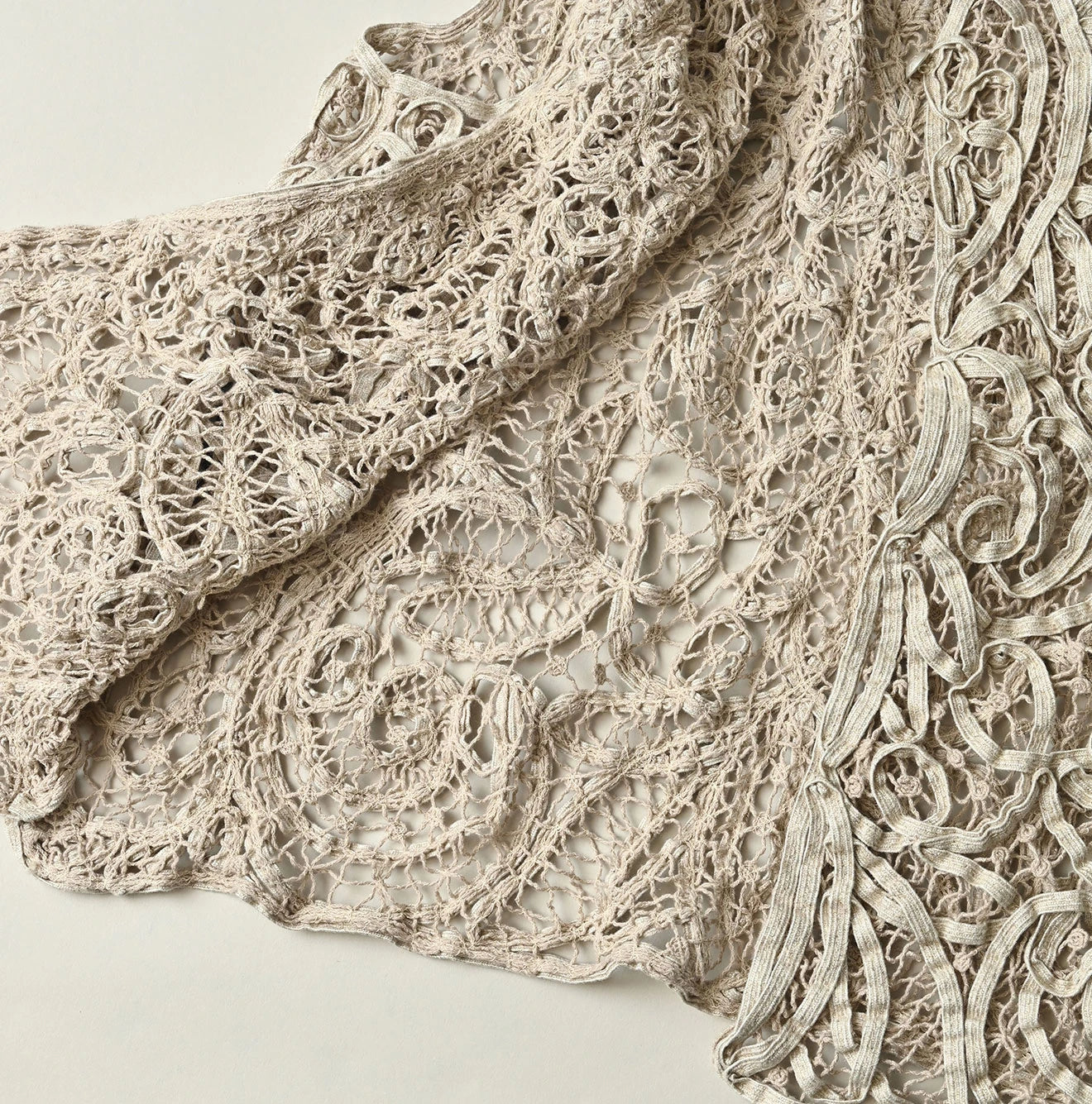 45R Linen Ribbon Batten Lace Camisole