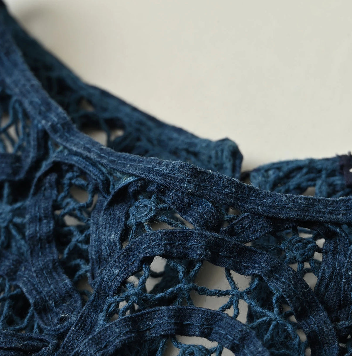 45R Ai Indigo Linen Ribbon Batten Lace Camisole