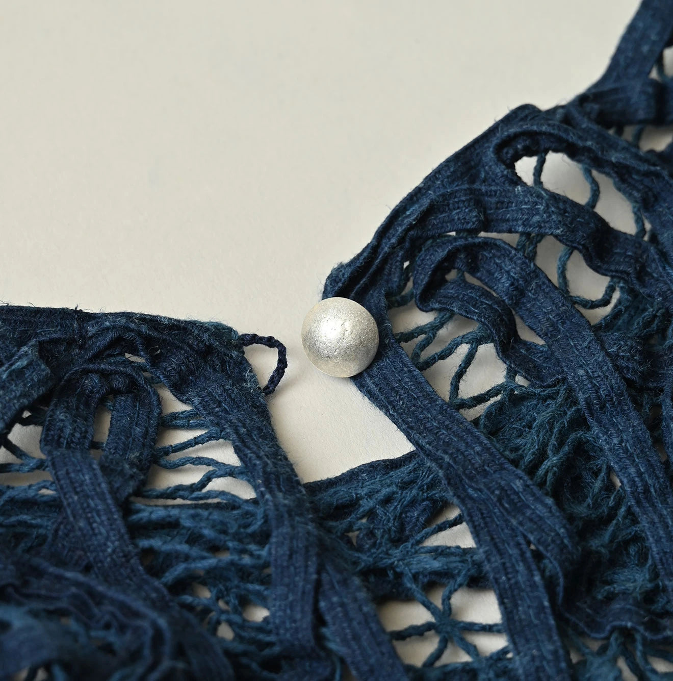45R Ai Indigo Linen Ribbon Batten Lace Camisole - Image 17