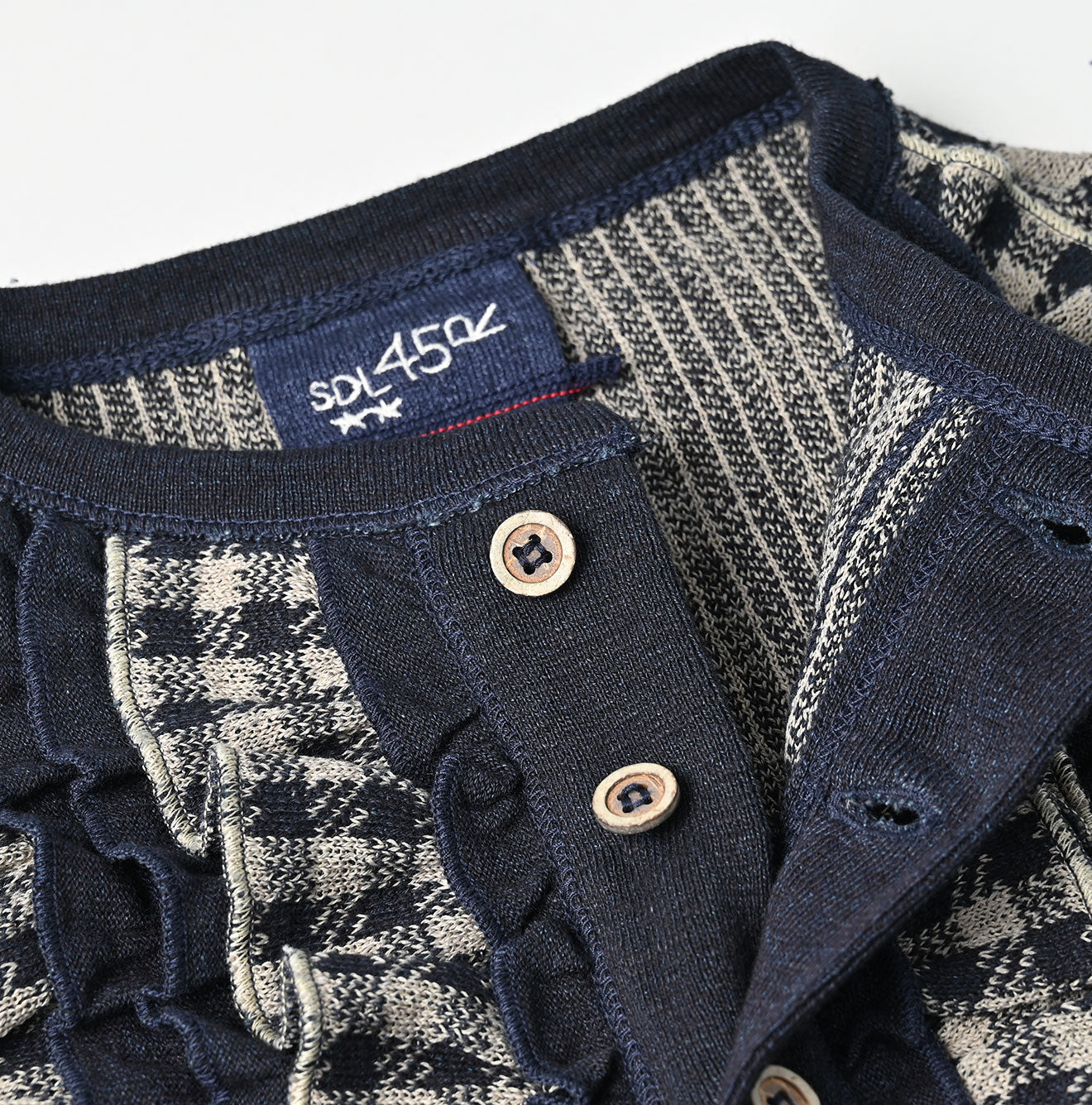 45R Indigo Gigham Jacquard Cardigan - Image 12