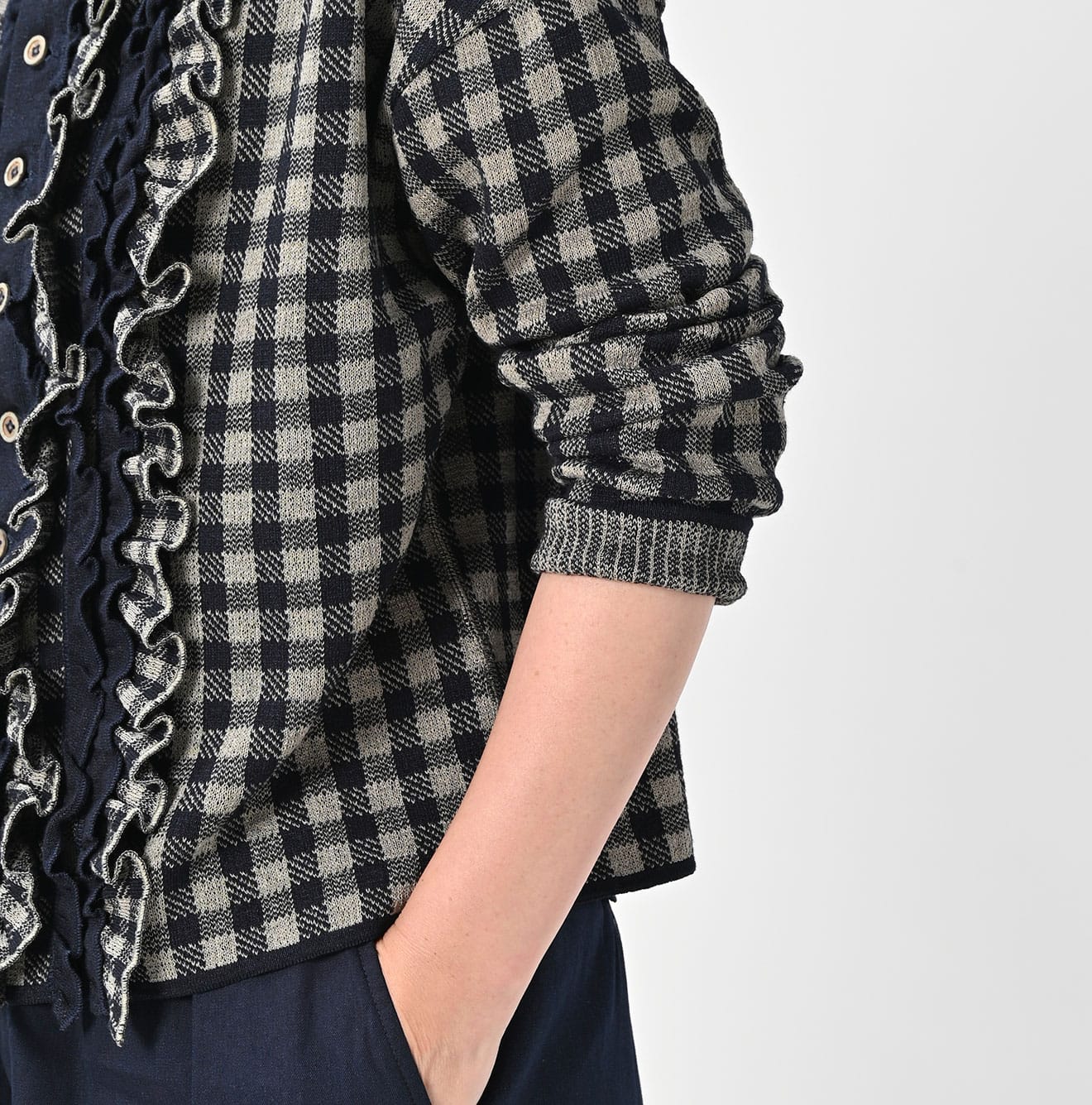45R Indigo Gigham Jacquard Cardigan - Image 7