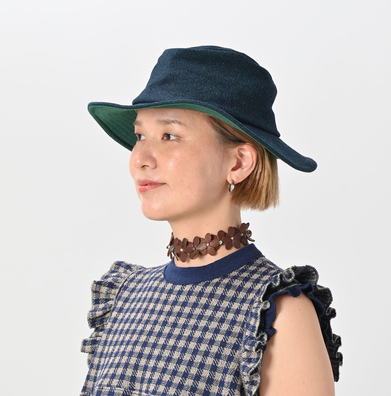 45R Leather Flower Choker - Image 3