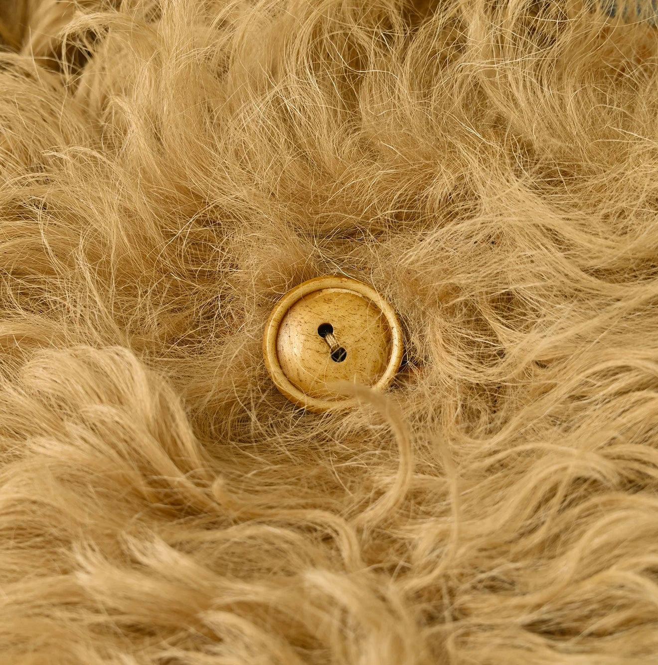 45R Mouton Petit Vest - Image 22