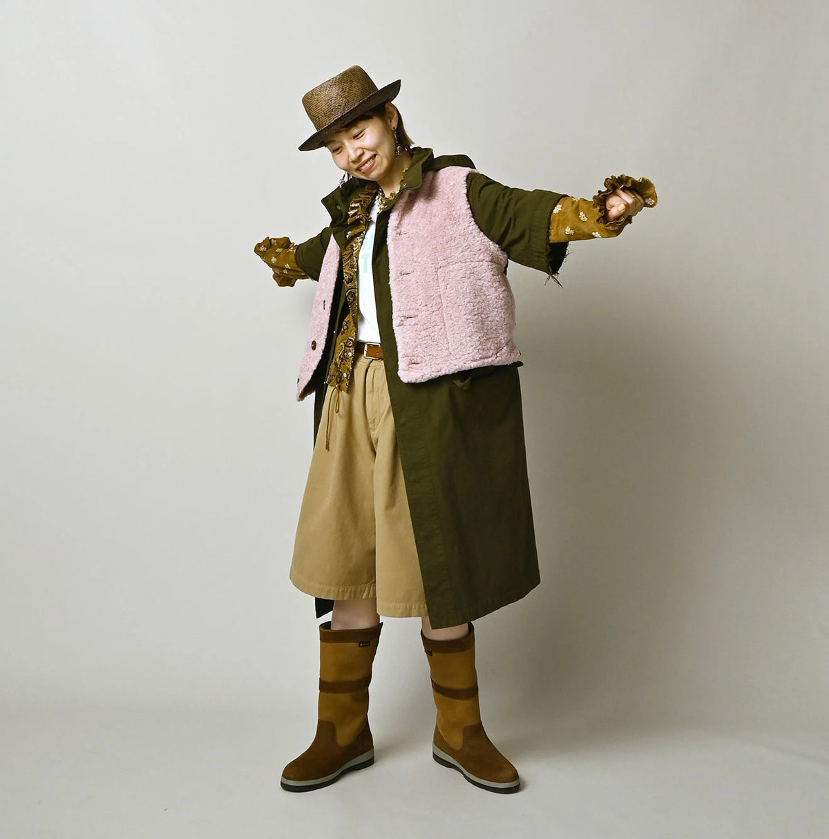 45R Wool Boa x Nylon Vest