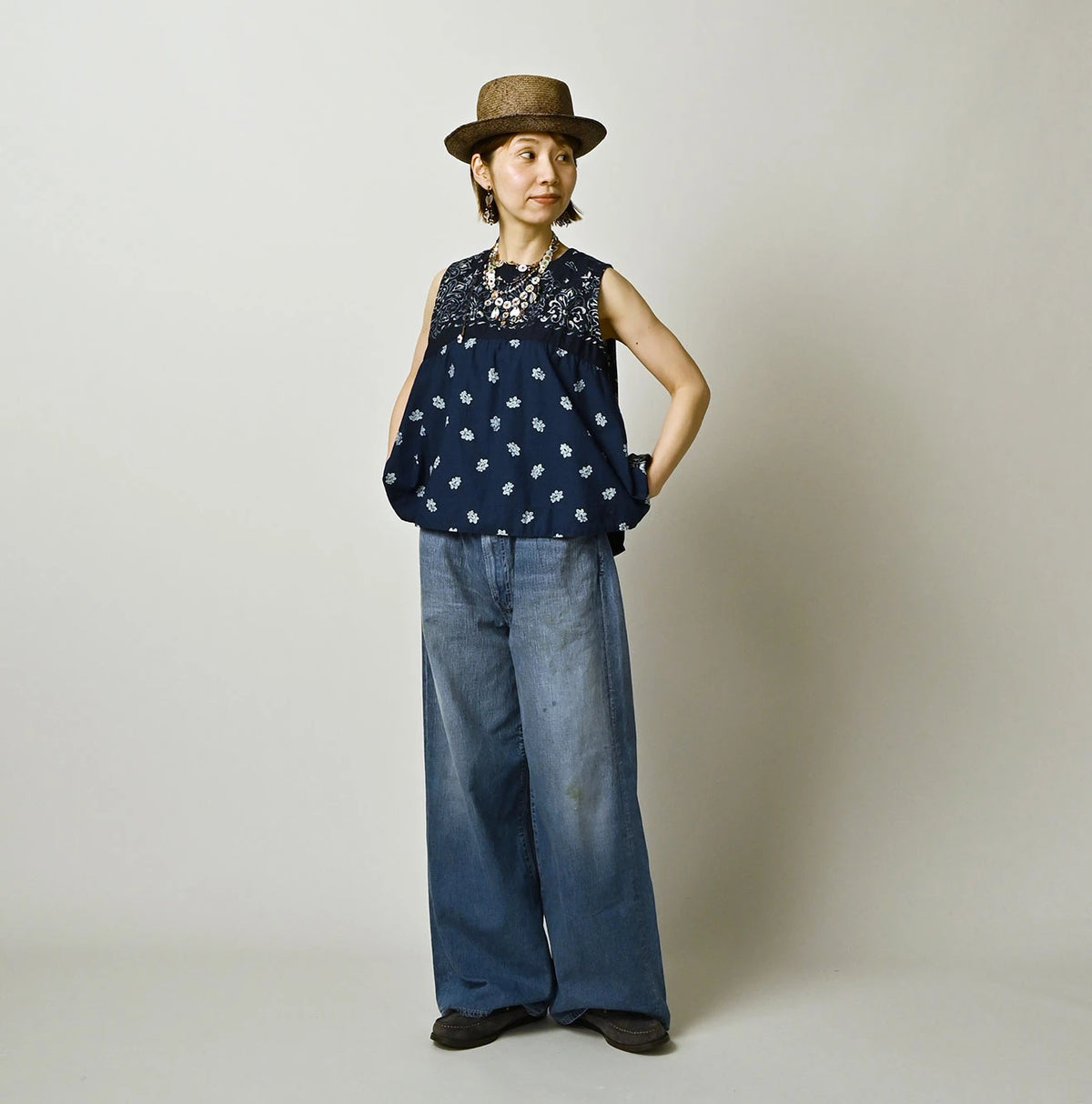 45R Indigo Bandana Mix à la Mode Sleeveless Top