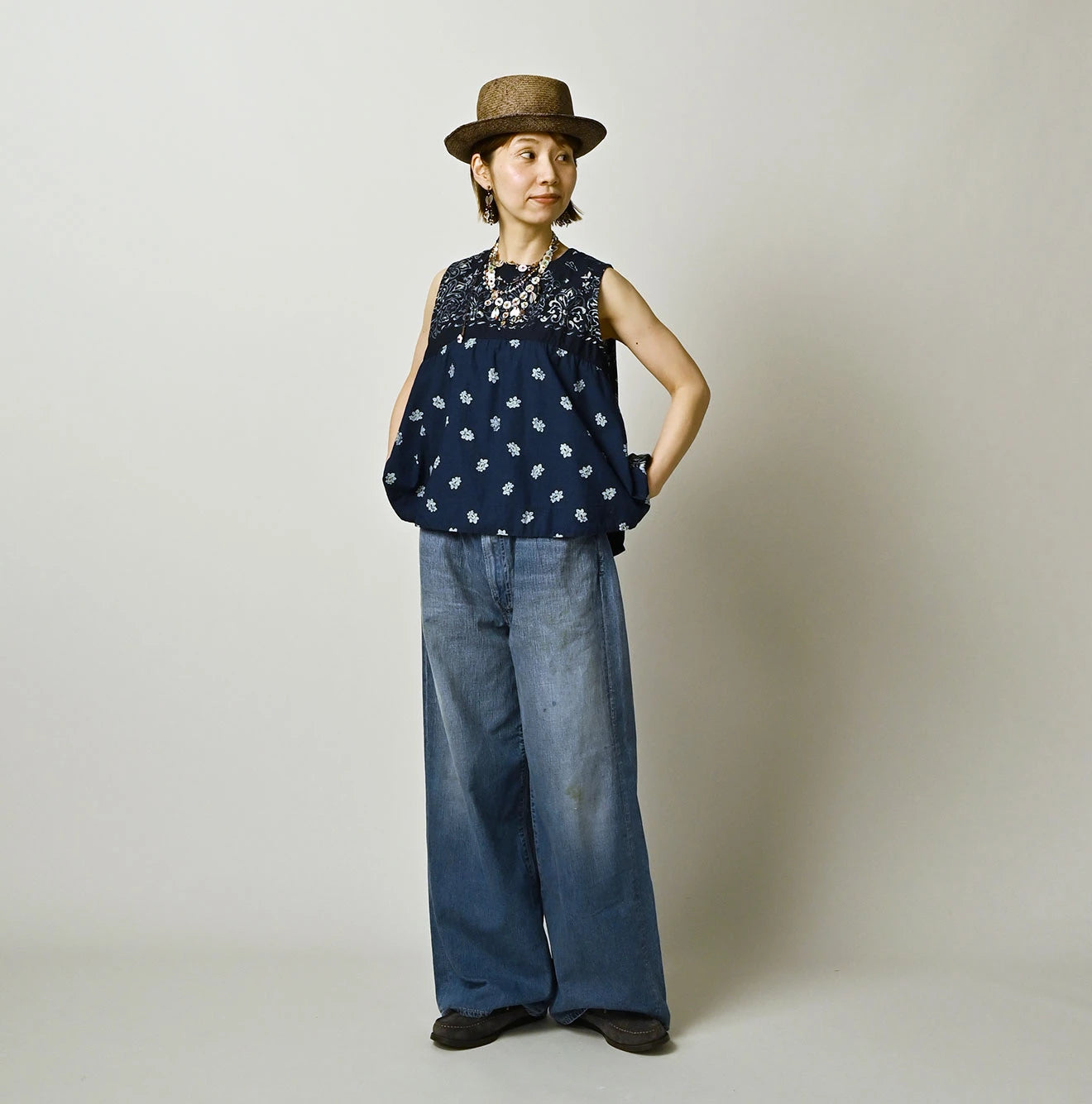 45R Indigo Bandana Mix à la Mode Sleeveless Top - Image 2