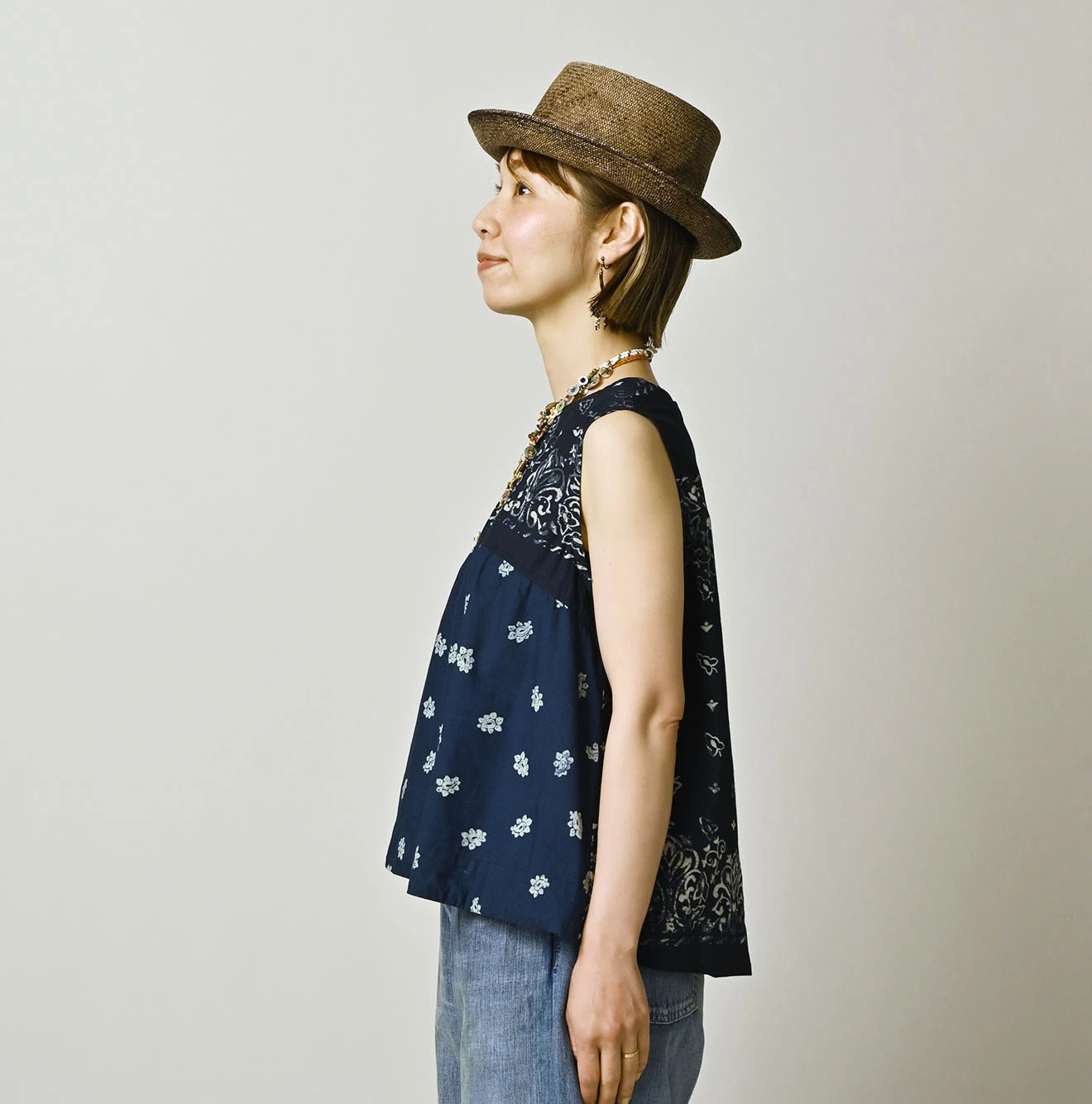 45R Indigo Bandana Mix à la Mode Sleeveless Top - Image 4