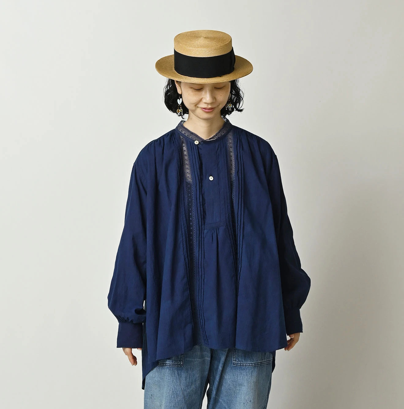 45R Ai Indigo Khadi Lace Tuck Smock Blouse - Image 6