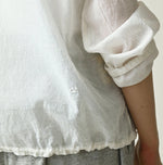 45R Feather Khadi Silk Frill de T-shirt