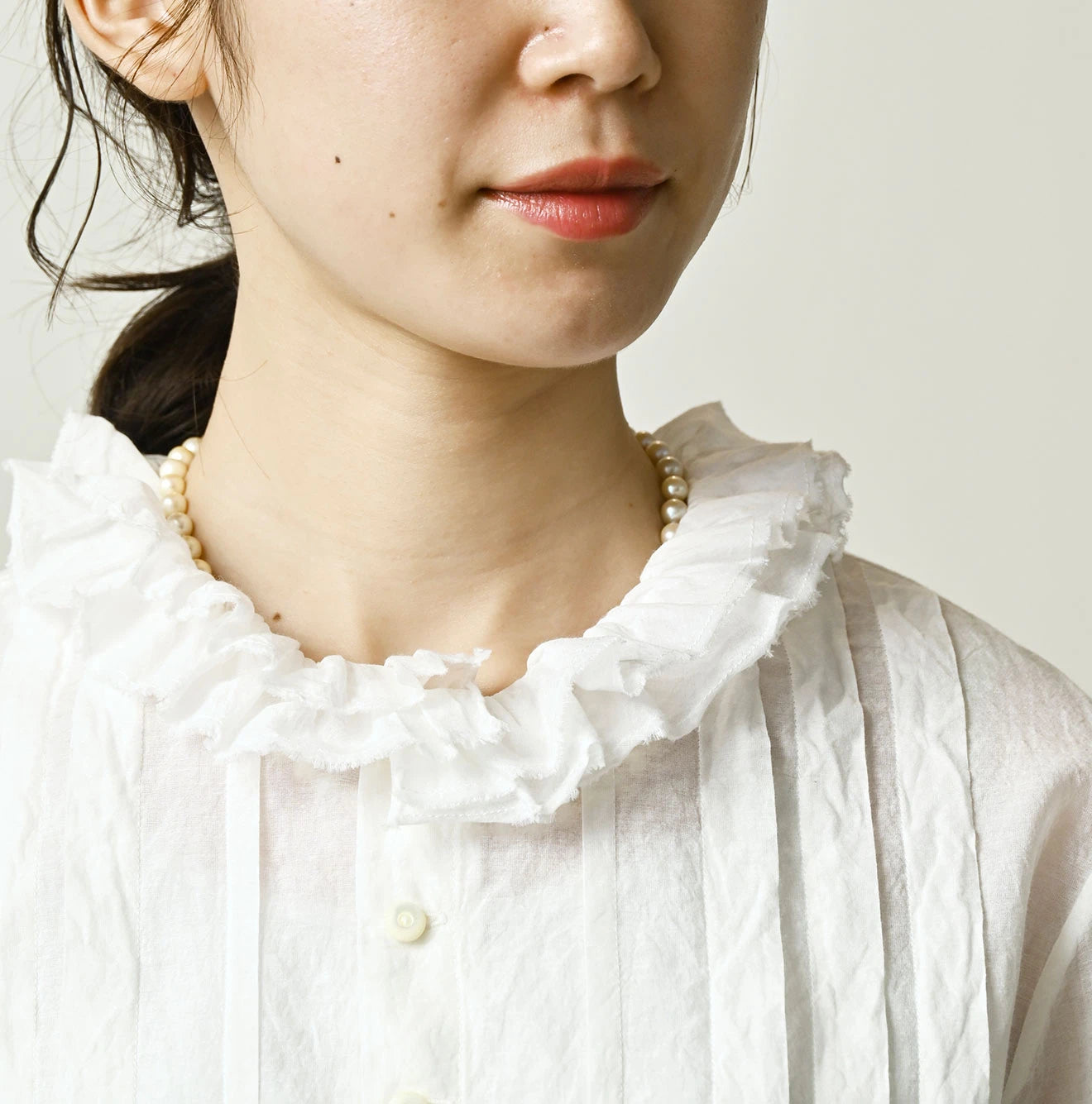 45R Feather Khadi Silk Talula Blouse - Image 6