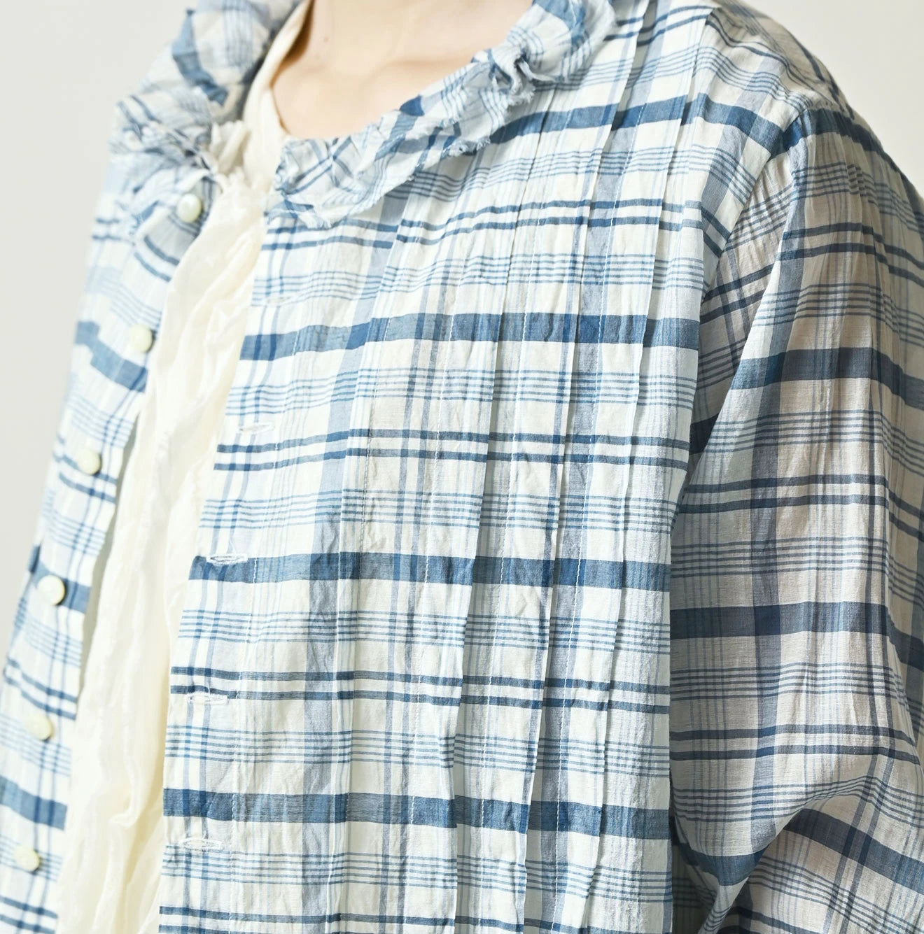 45R Feather Khadi Silk Talula Blouse - Image 8