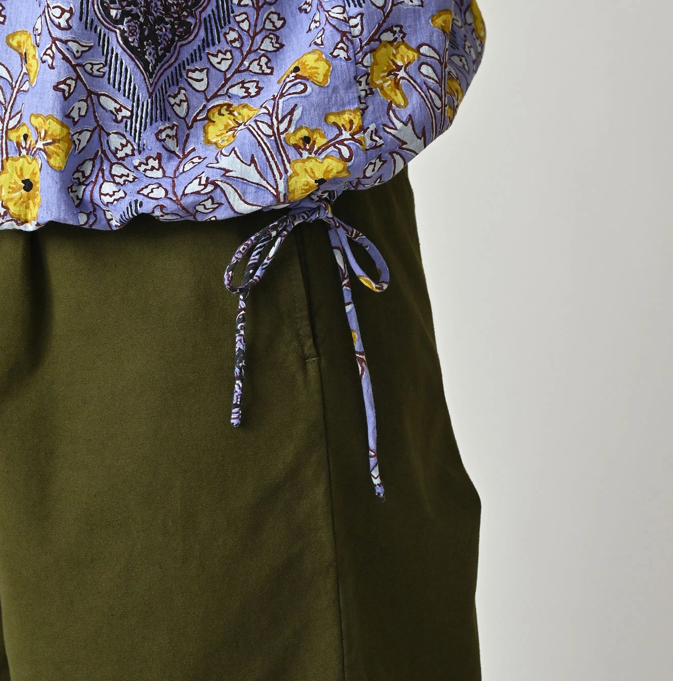 45R Saffron Block Print Frill de T-shirt - Image 14