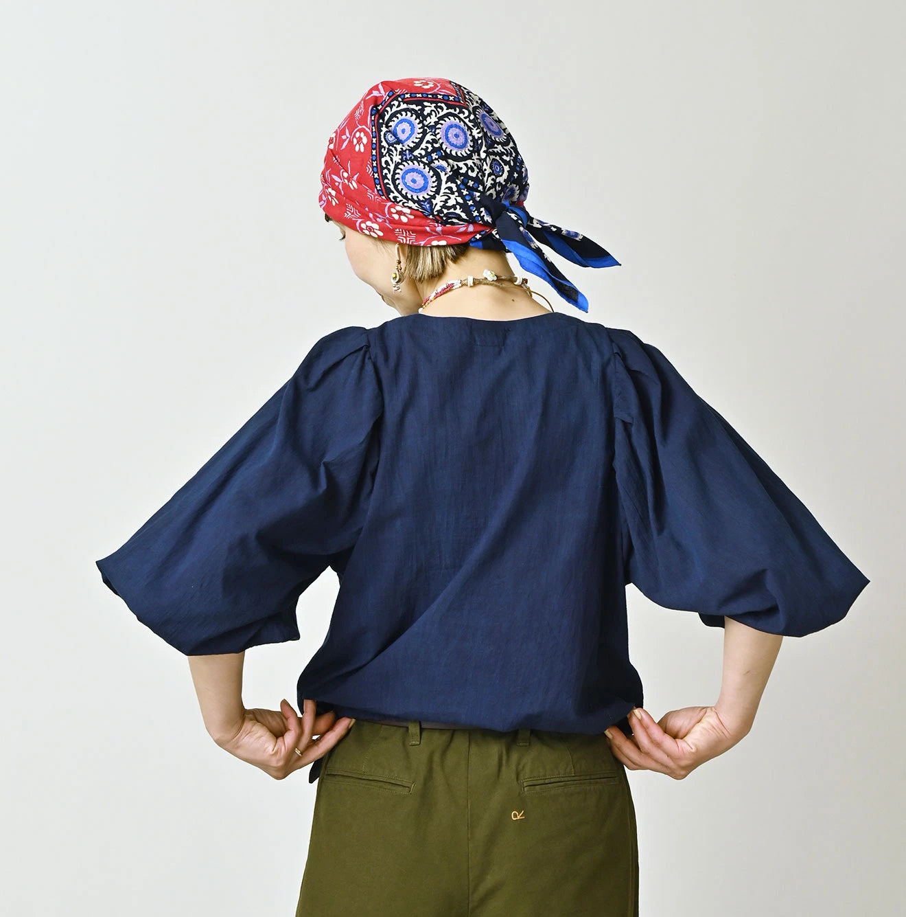 45R Ai Indigo Khadi Puff Sleeve Blouse - Image 5