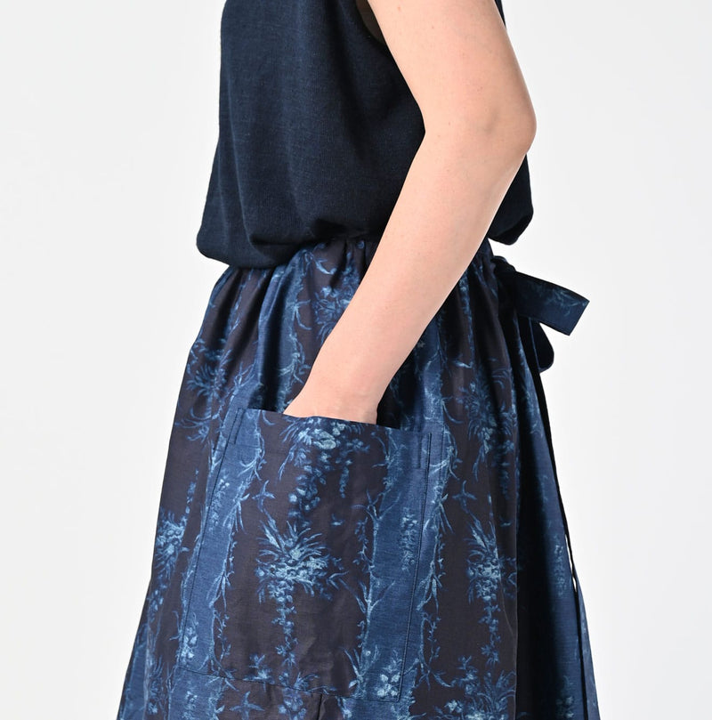 45R Indigo Chandelier Flower Apron Skirt