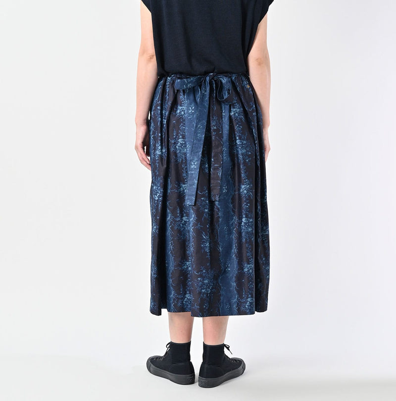 45R Indigo Chandelier Flower Apron Skirt