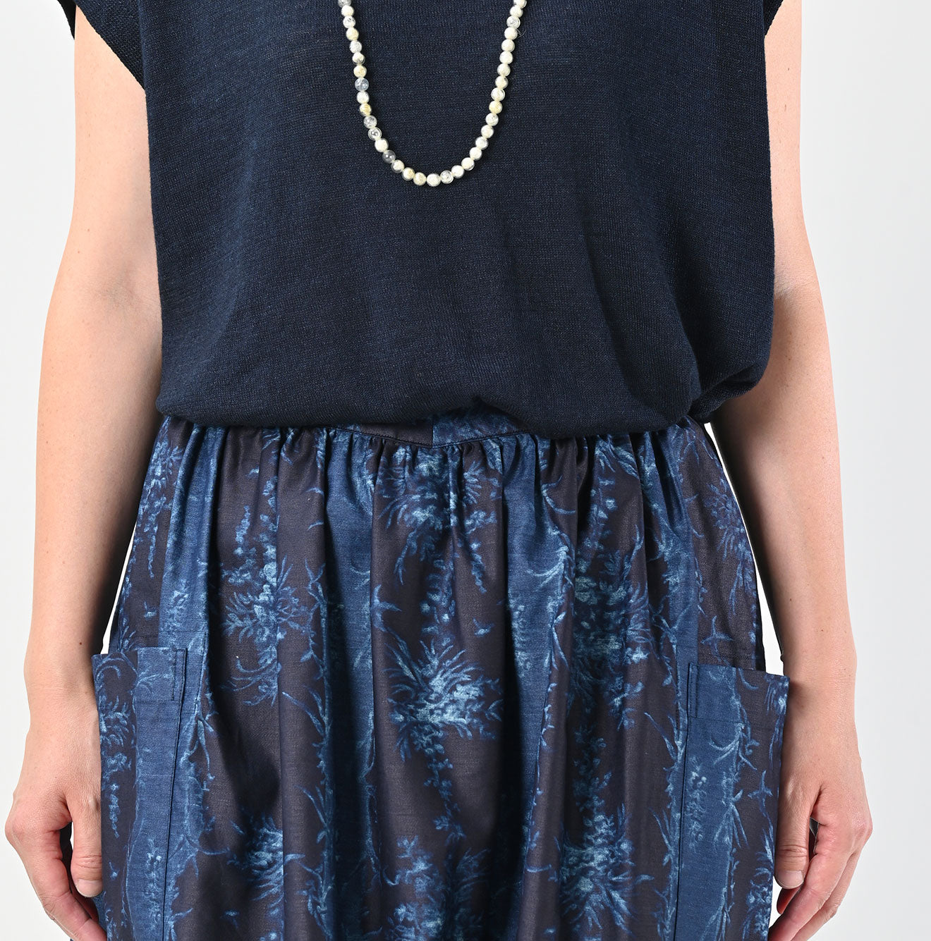 45R Indigo Chandelier Flower Apron Skirt