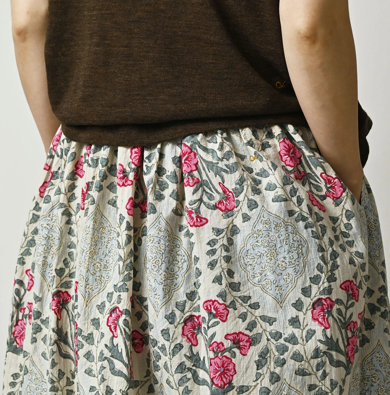 45R Saffron Block Print Easy Gathered Skirt - Image 9