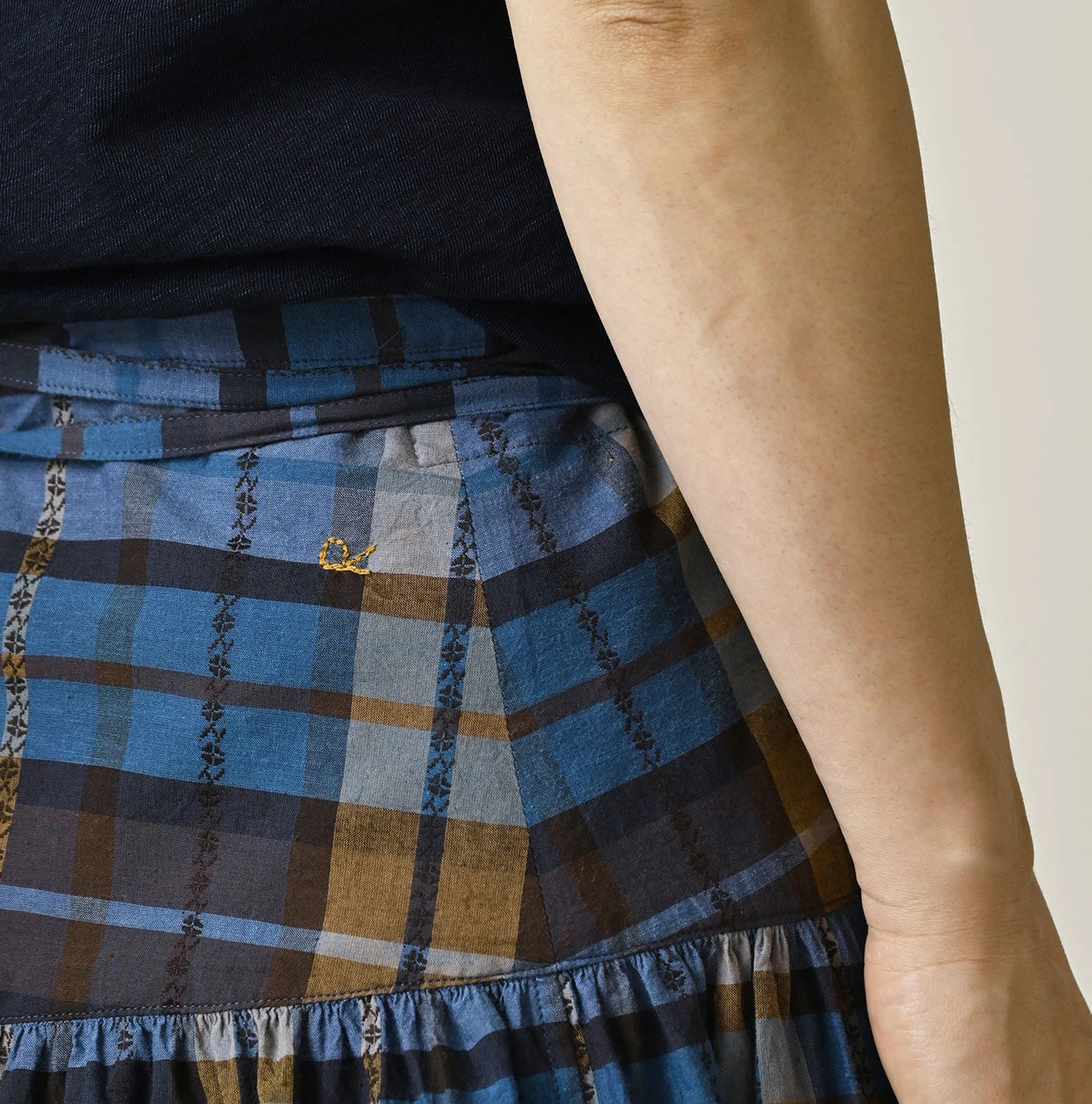 45R Ai Indigo Check Khadi Dobby Multi Skirt - Image 11