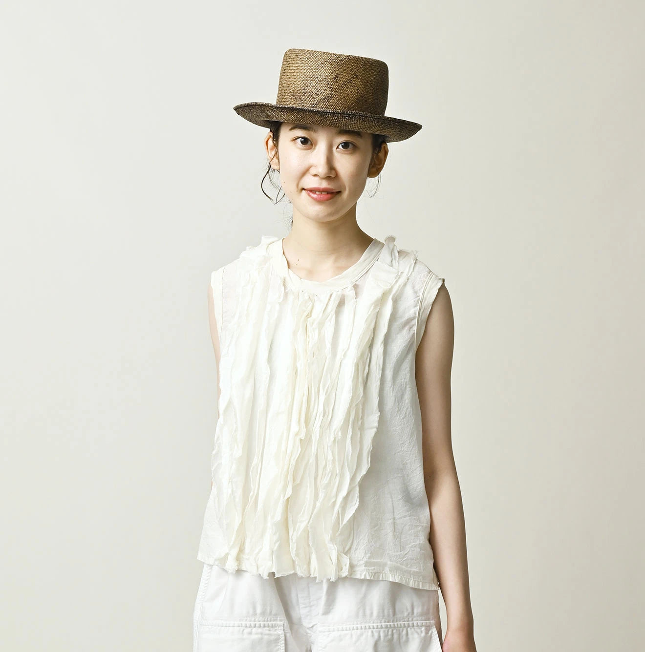 45R Tenjiku x Feather Khadi Frill Camisole - Image 3