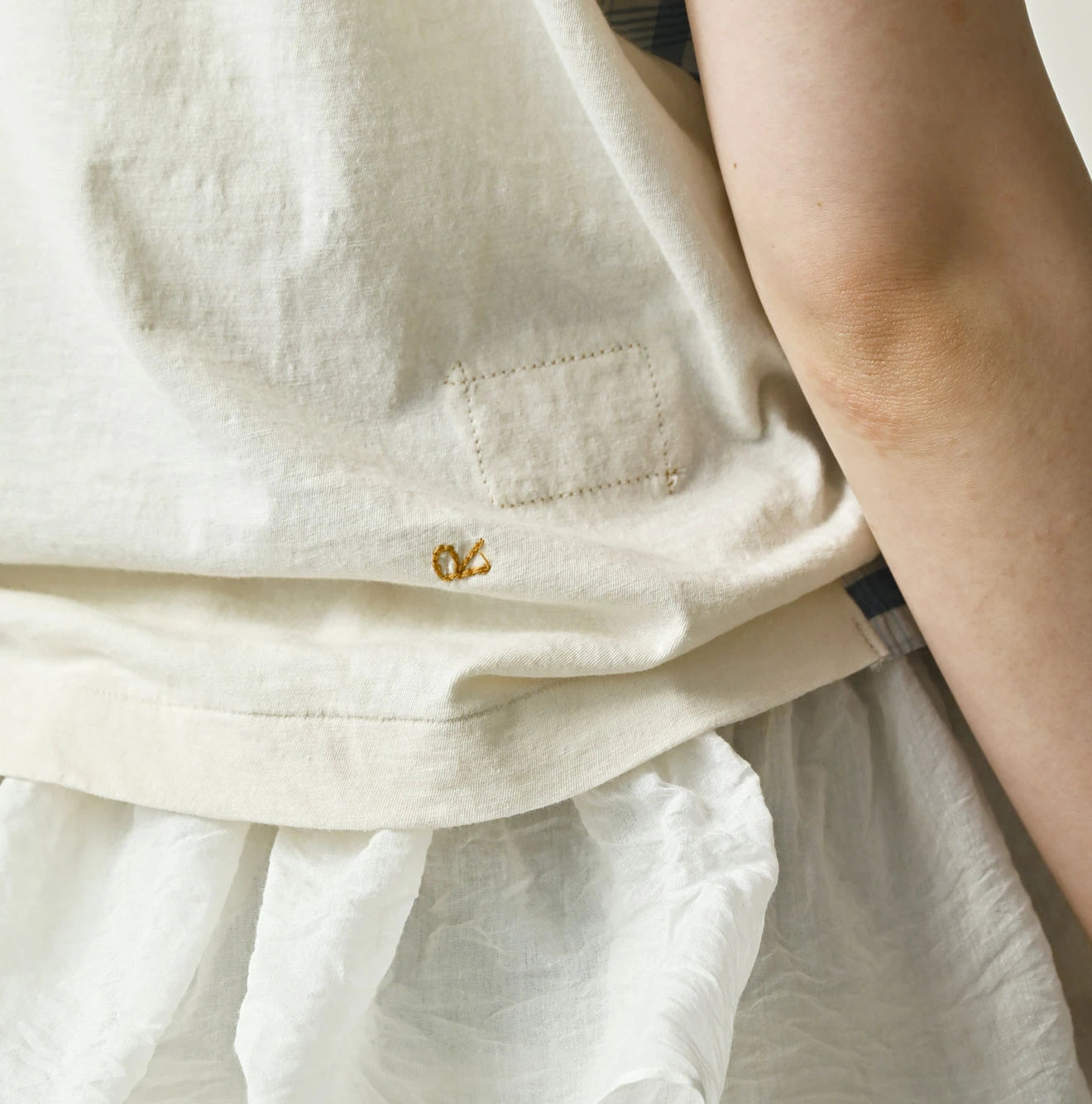 45R Tenjiku x Feather Khadi Frill Camisole - Image 10