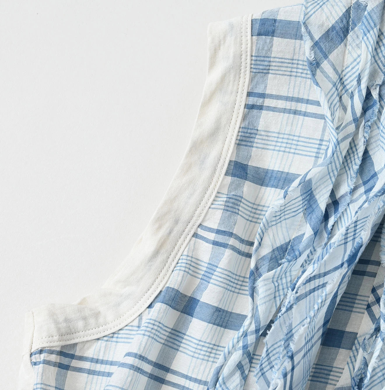 45R Tenjiku x Feather Khadi Frill Camisole - Image 12