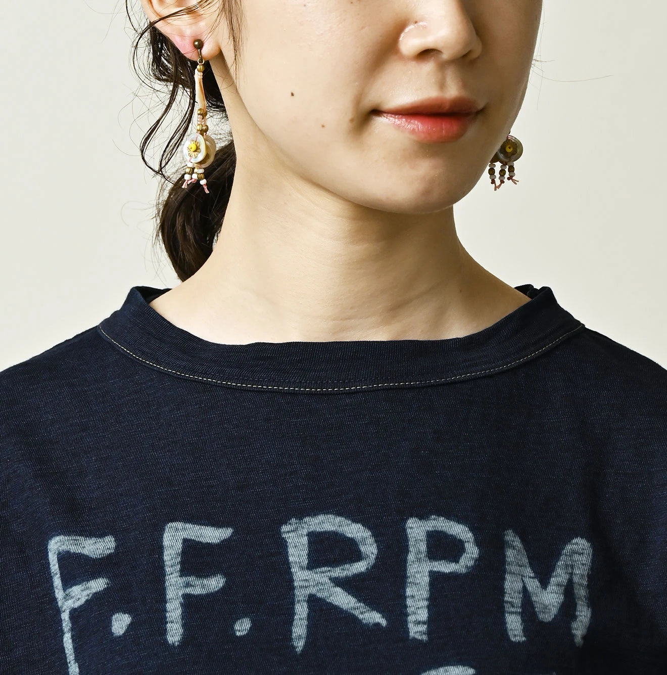45R Indigo Donkey Logo Embroidery Chibi Hime T-shirt - Image 6