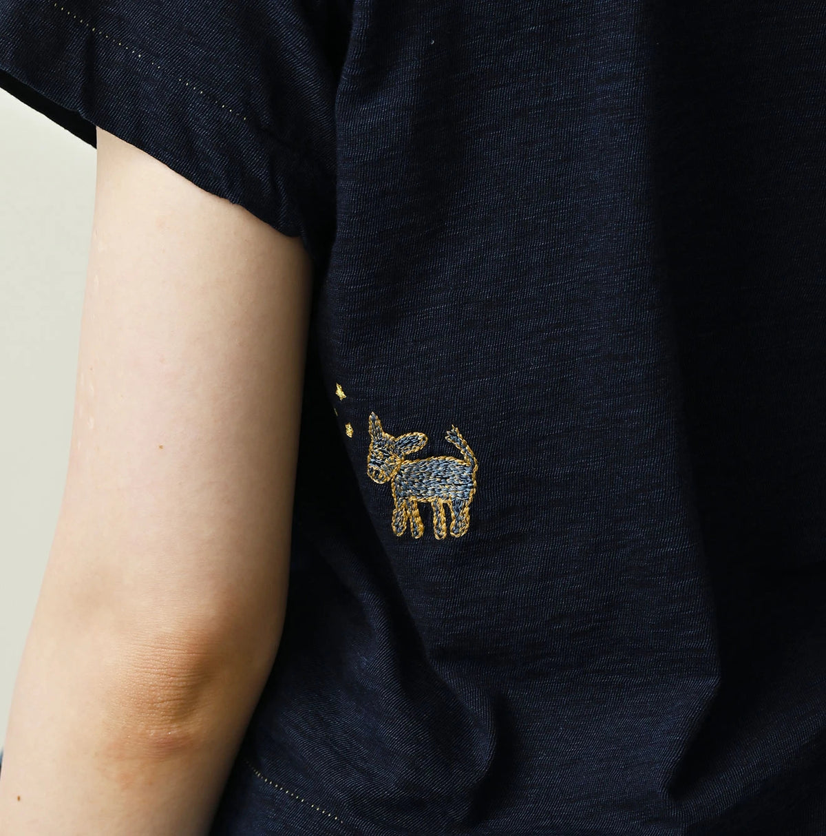 45R Indigo Donkey Logo Embroidery Chibi Hime T-shirt