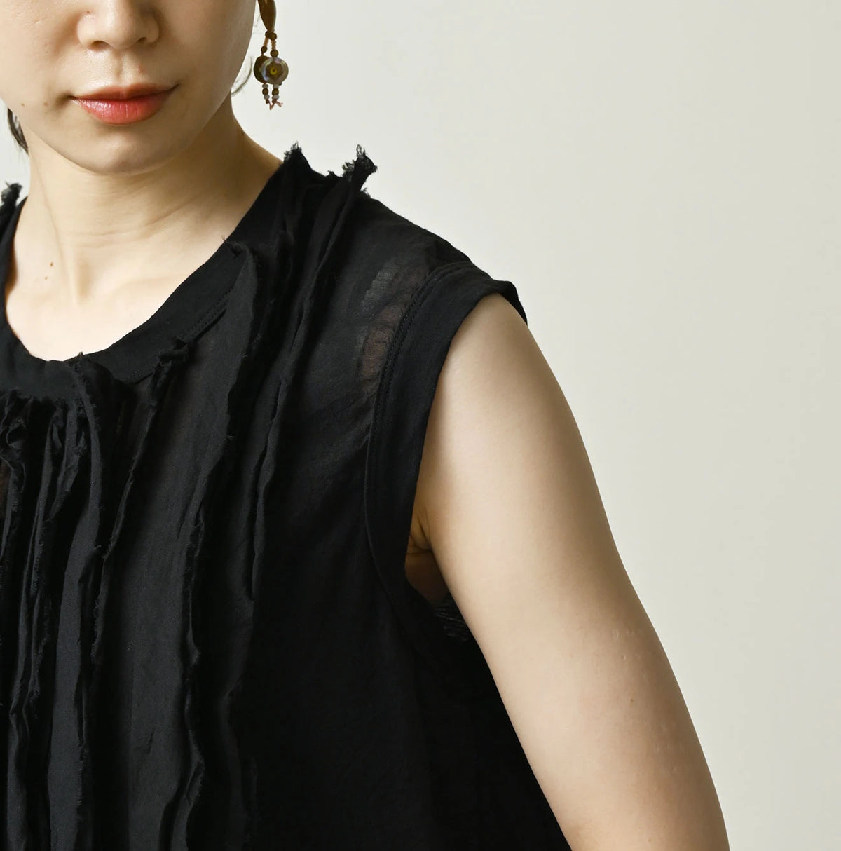45R Tenjiku x Feather Khadi Frill Camisole