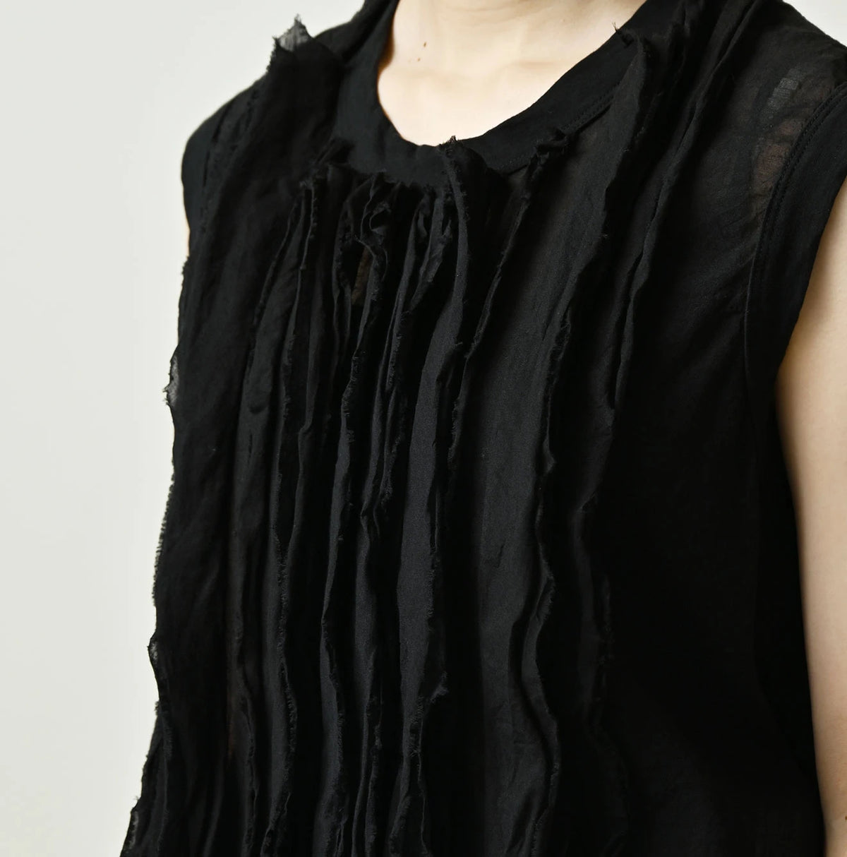 45R Tenjiku x Feather Khadi Frill Camisole