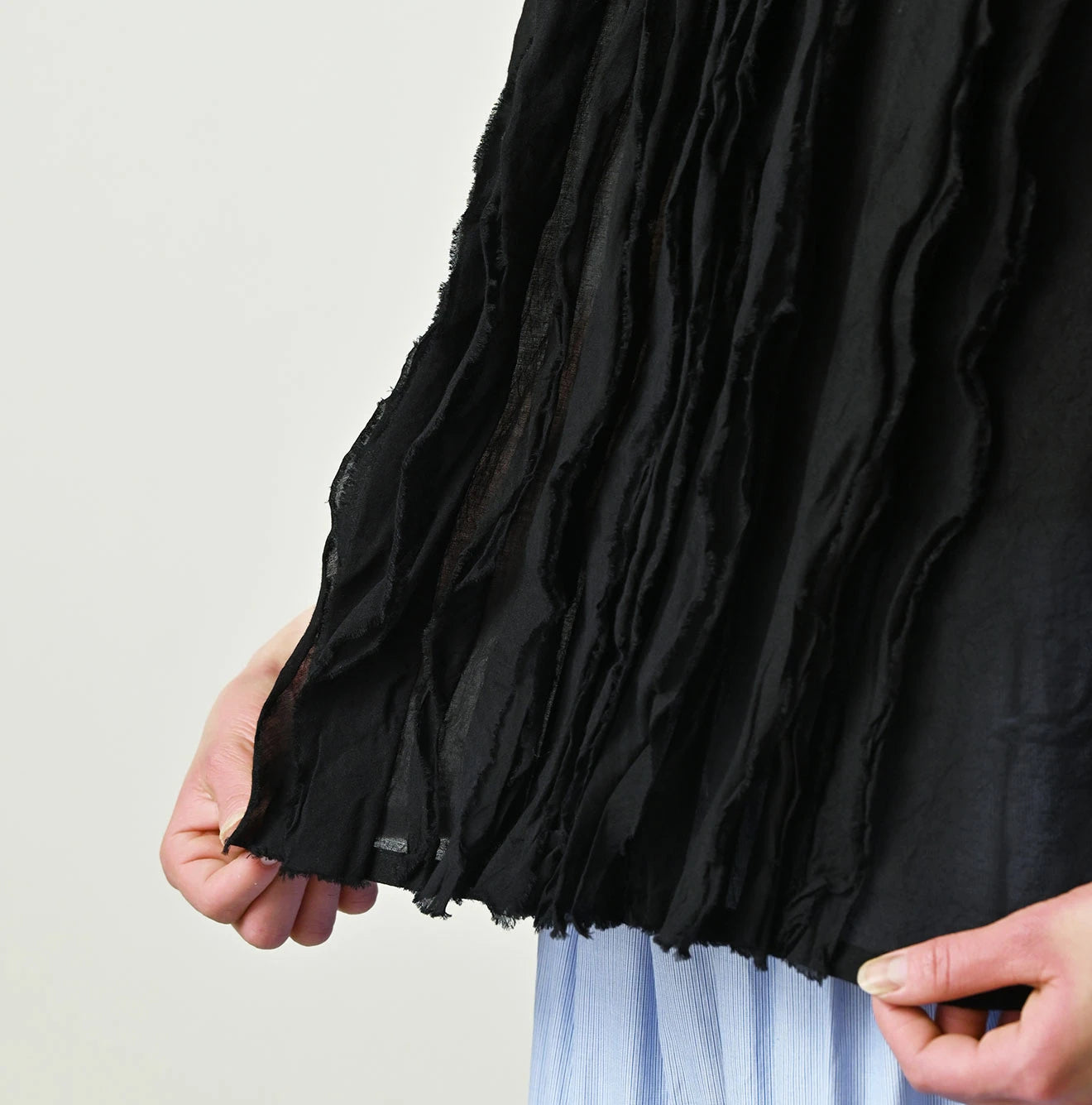 45R Tenjiku x Feather Khadi Frill Camisole - Image 9