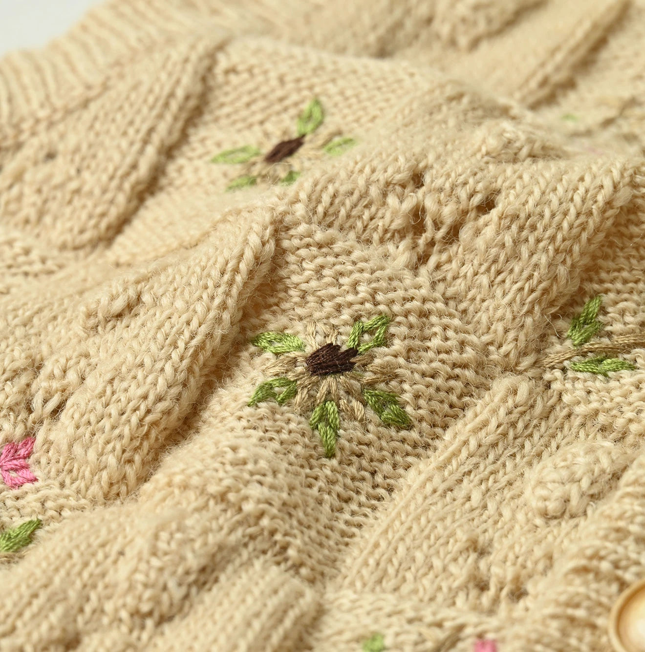 45R Bonbon Flower Vest - Image 17