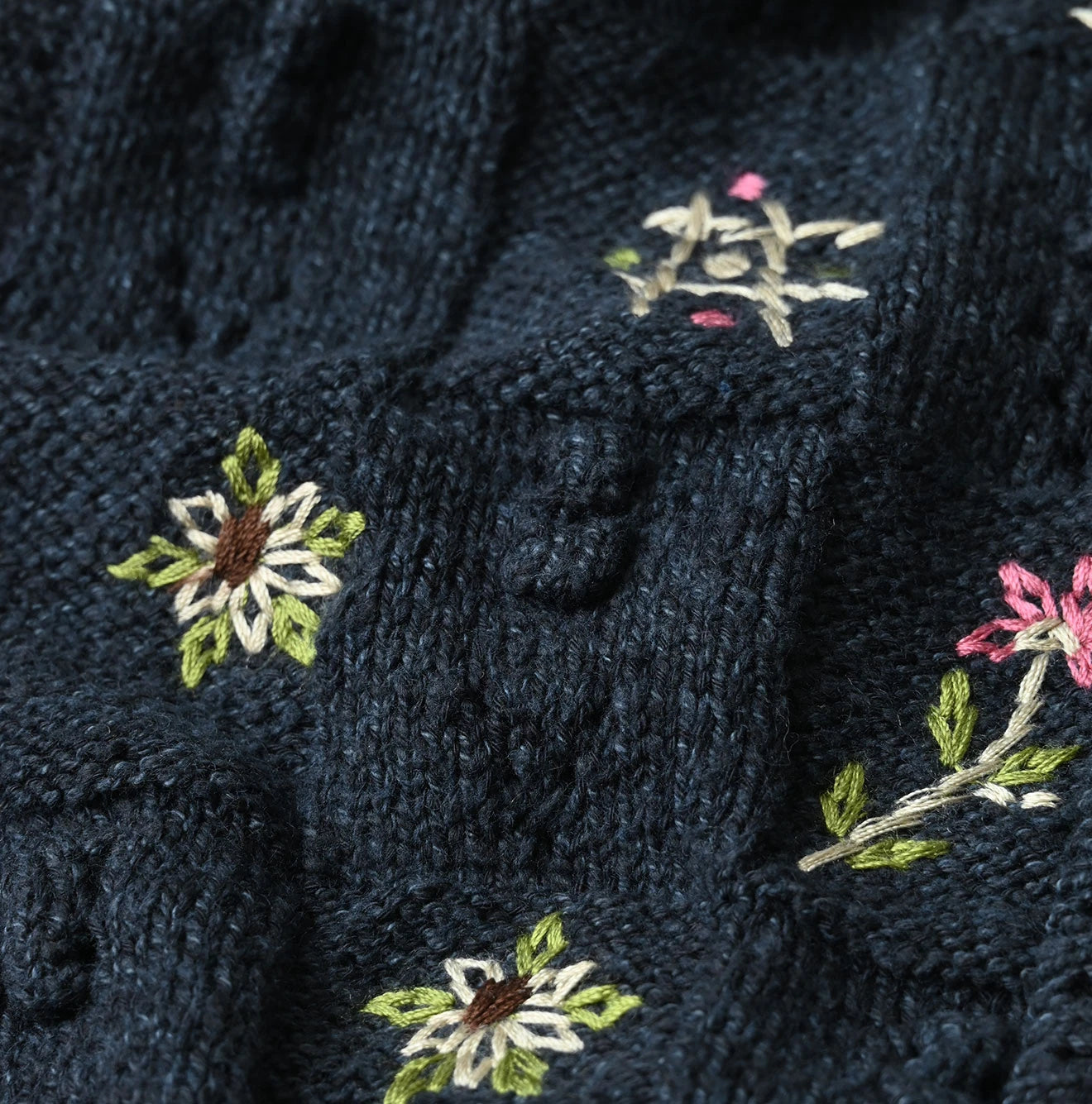 45R Indigo Bonbon Flower Vest - Image 15
